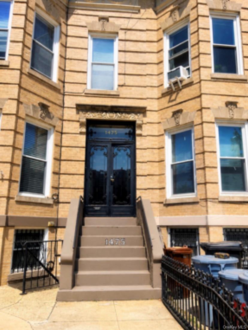 1475 Jefferson Avenue Property Photo 1