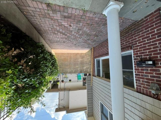 35 Sands Point Road B Property Photo 2
