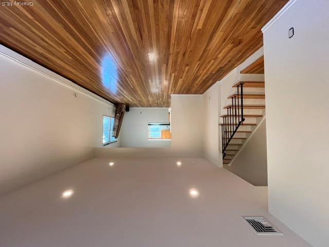 35 Sands Point Road B Property Photo 3