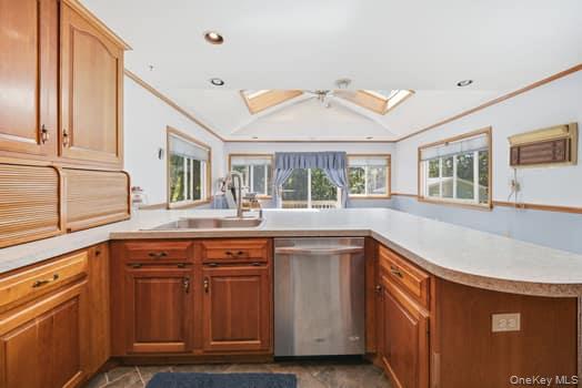 24 Van Dam Road Property Photo 7