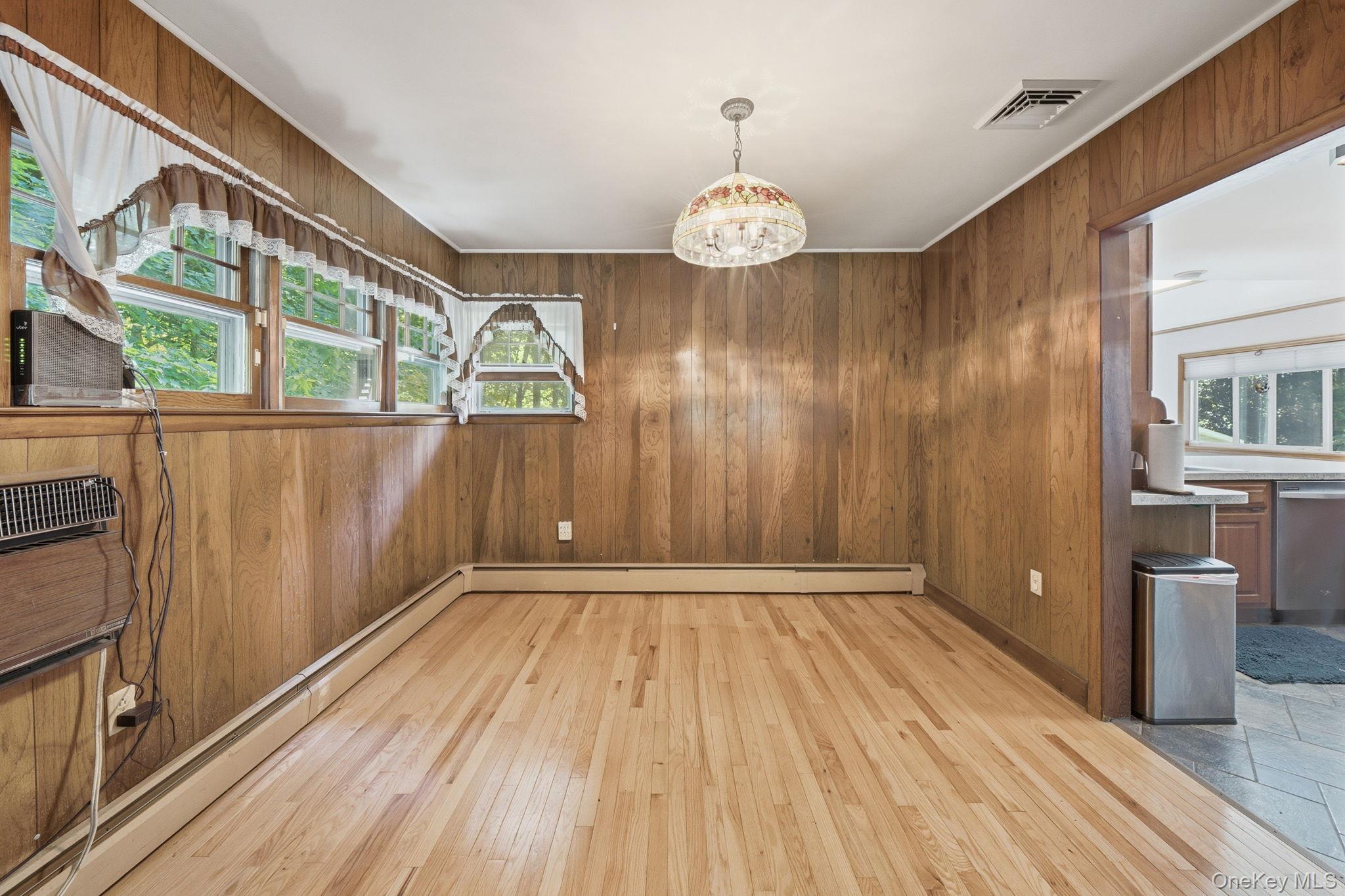 24 Van Dam Road Property Photo 12