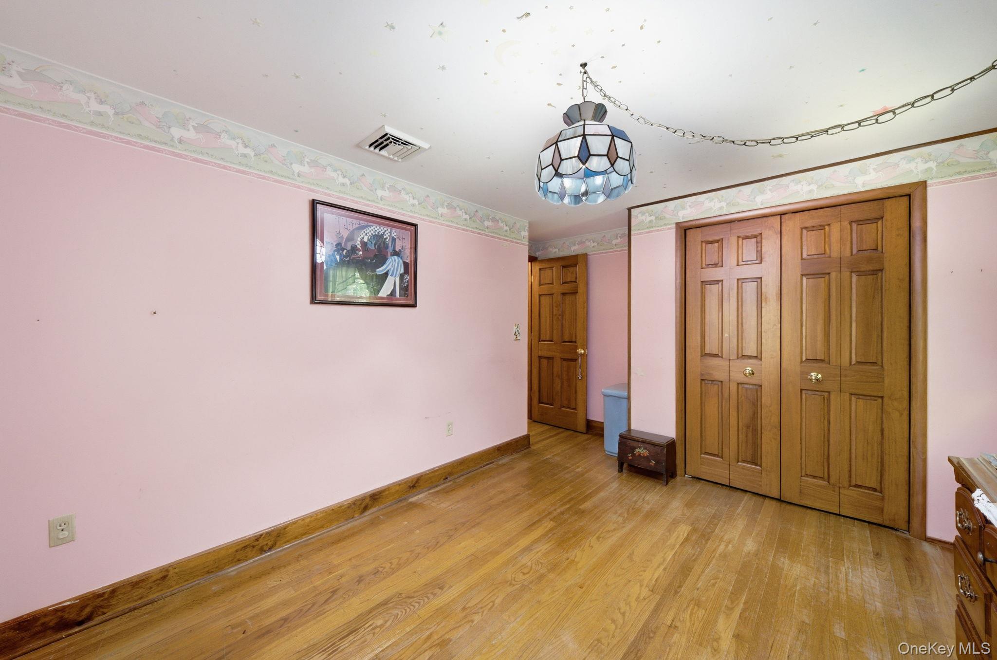 24 Van Dam Road Property Photo 17