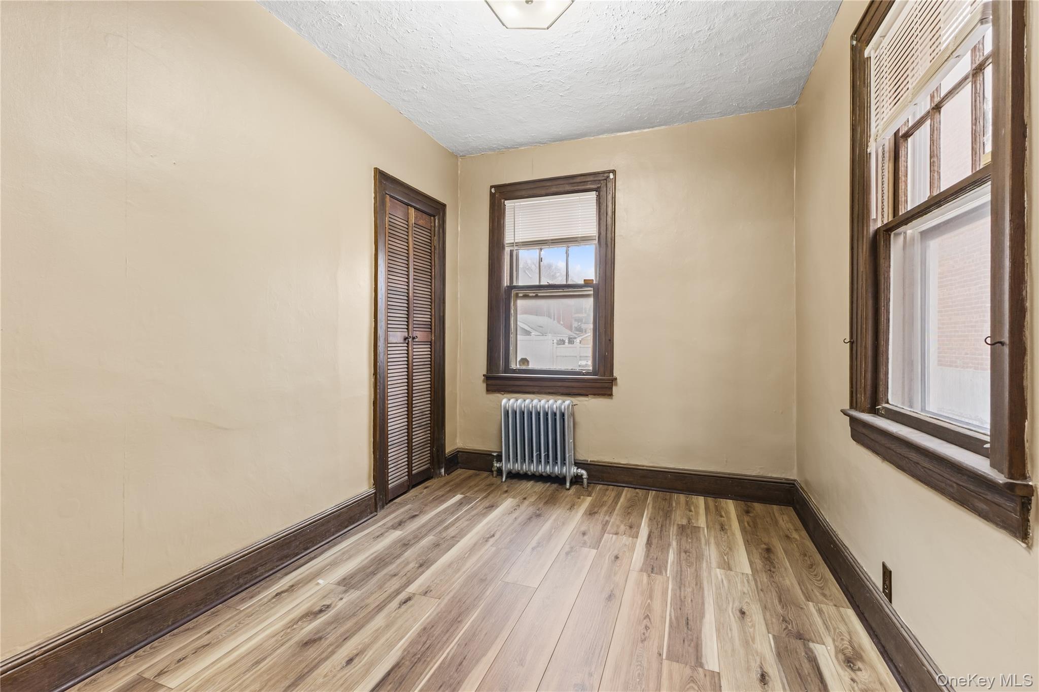6117 165th Street Property Photo 8