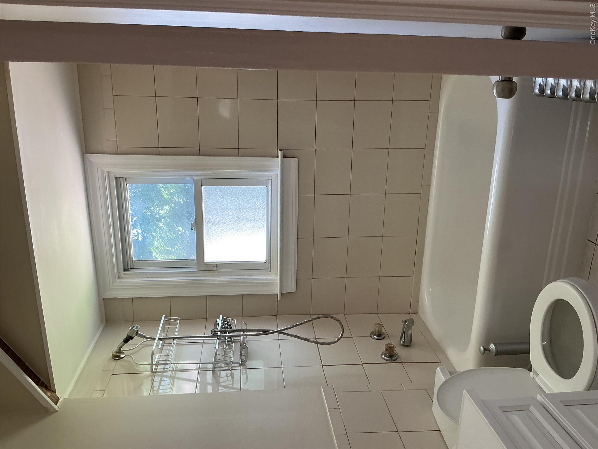 11824 236th Street Property Photo 6