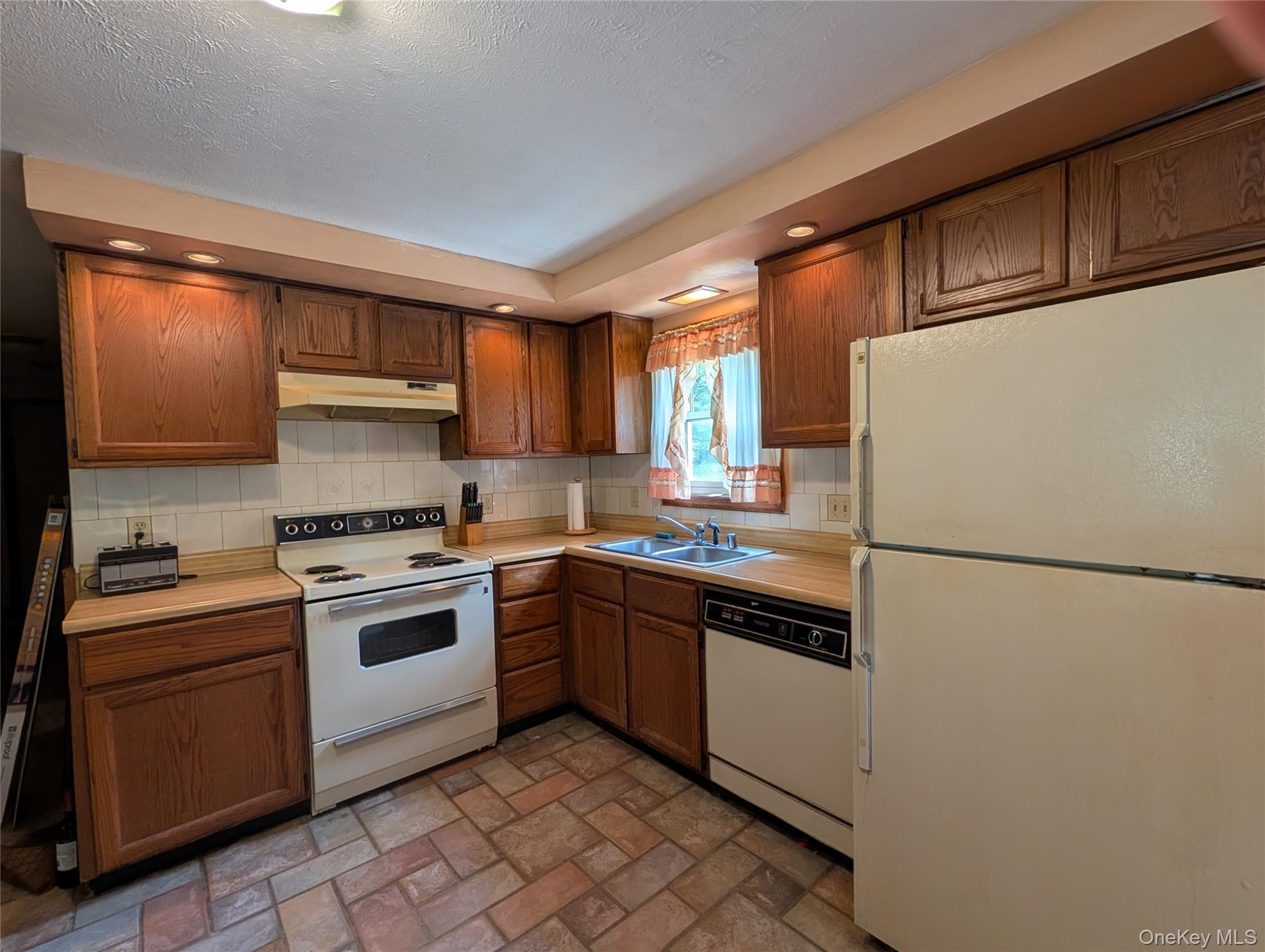 77 Murphy Road Property Photo 19