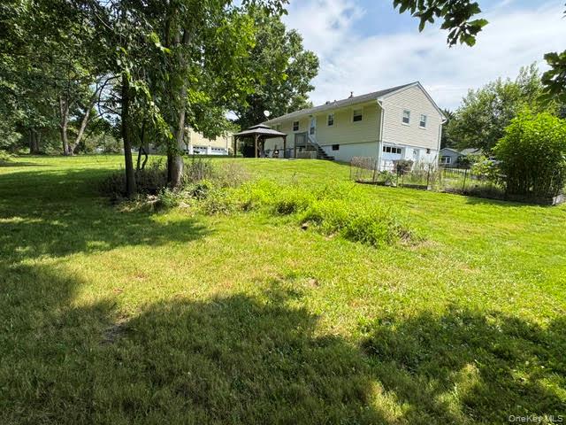 20 Meadow Avenue Property Photo 32