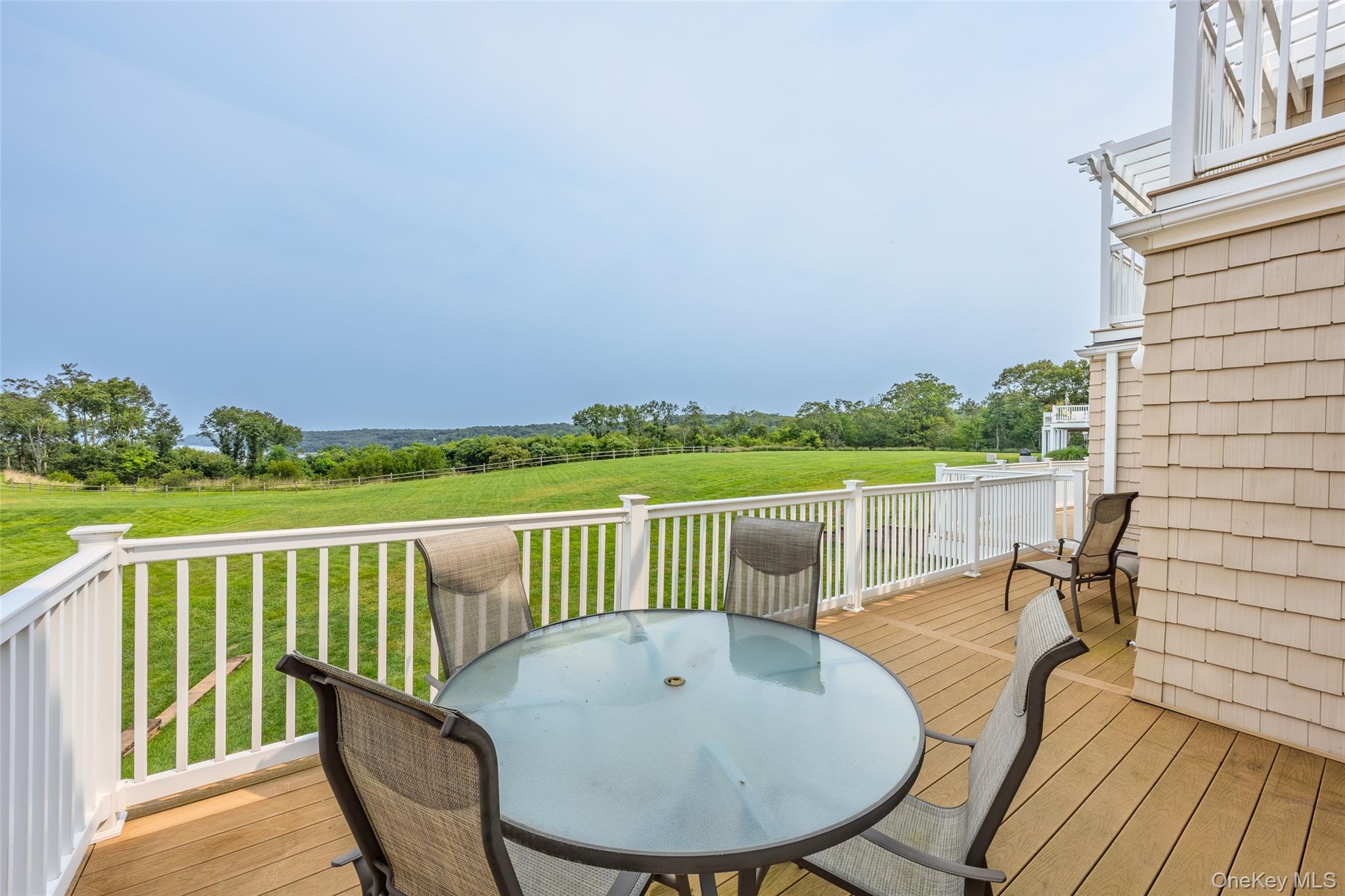 35 Theresa Lane Property Photo 5