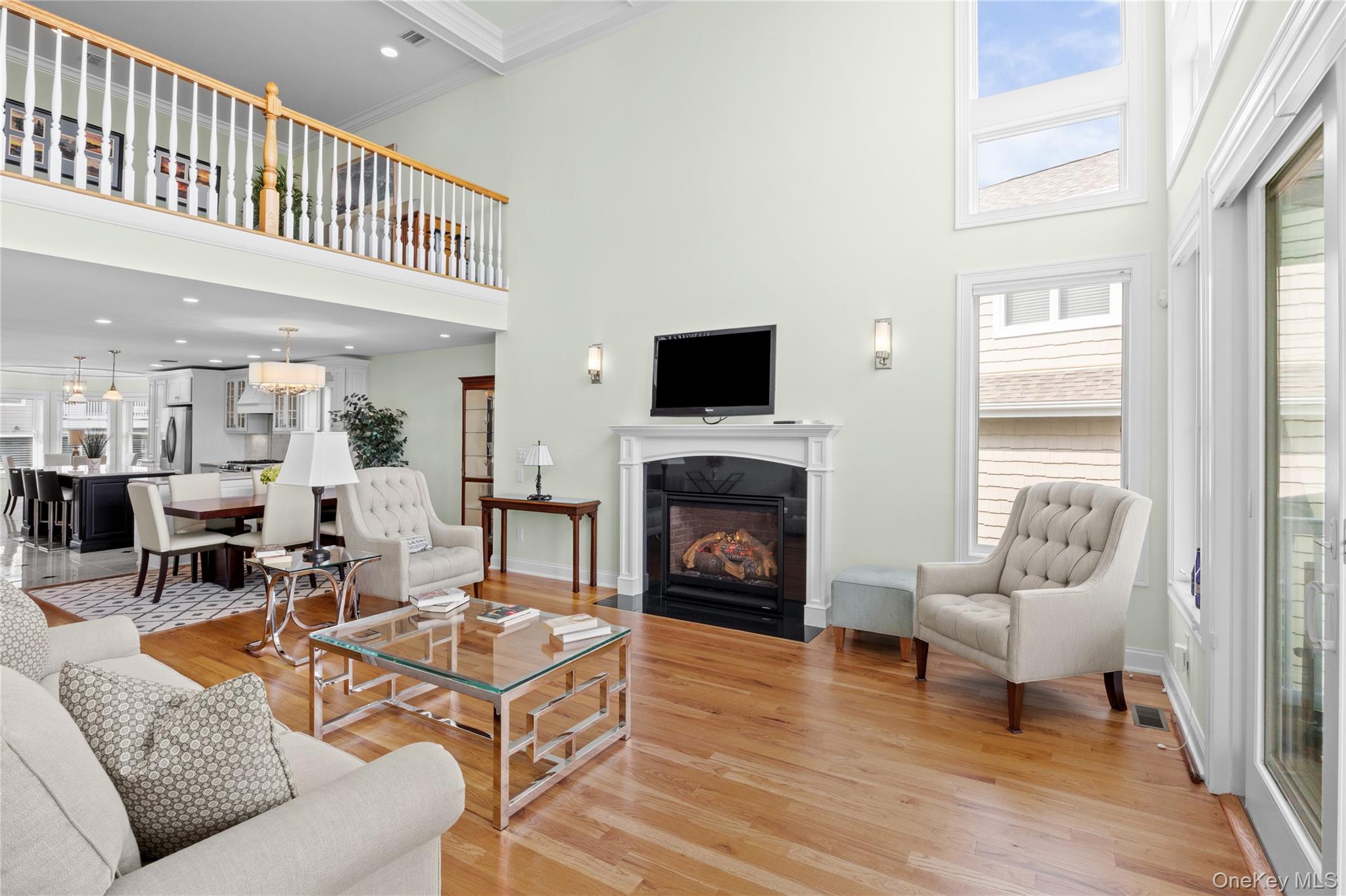 35 Theresa Lane Property Photo 8