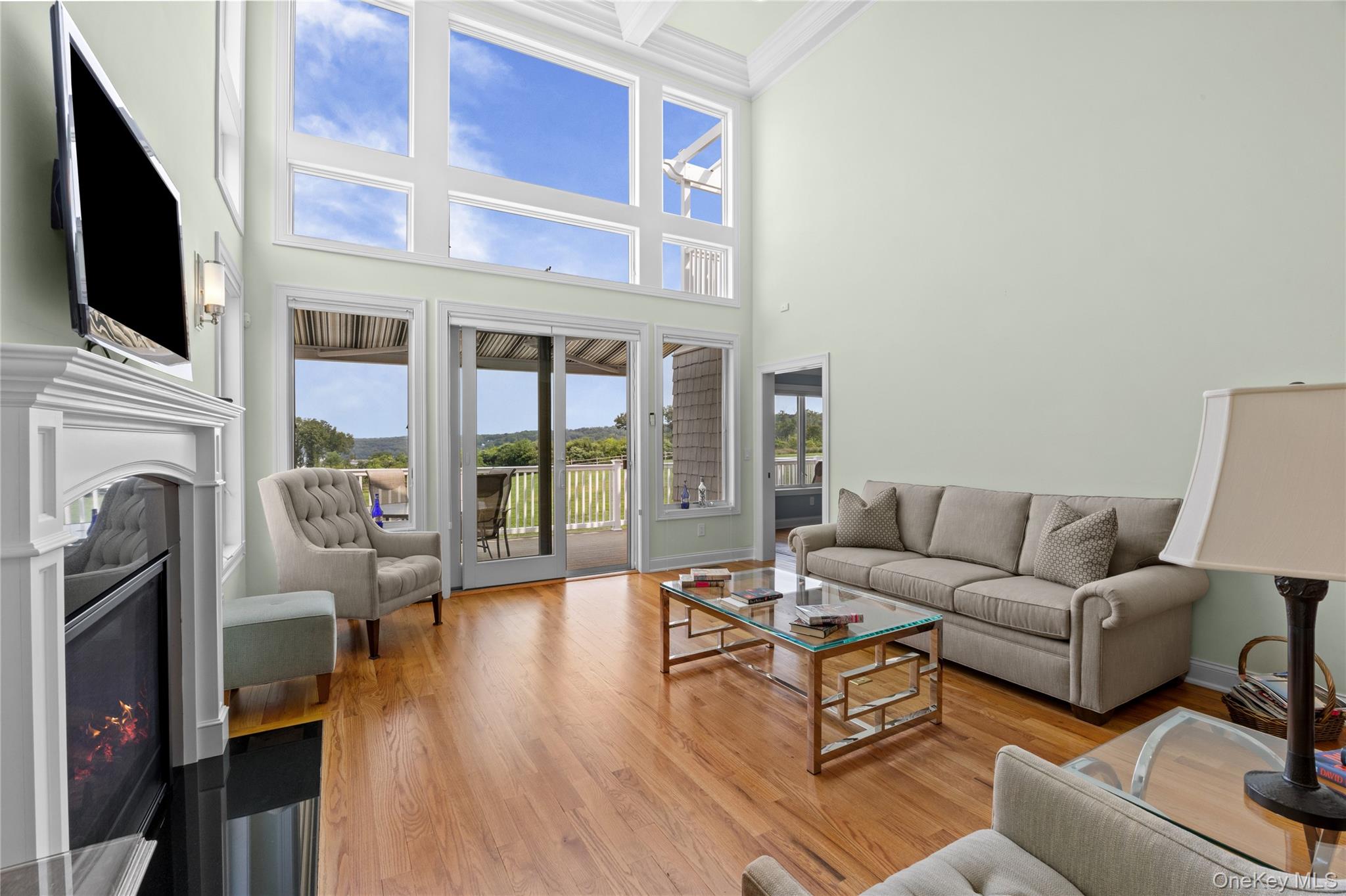 35 Theresa Lane Property Photo 10