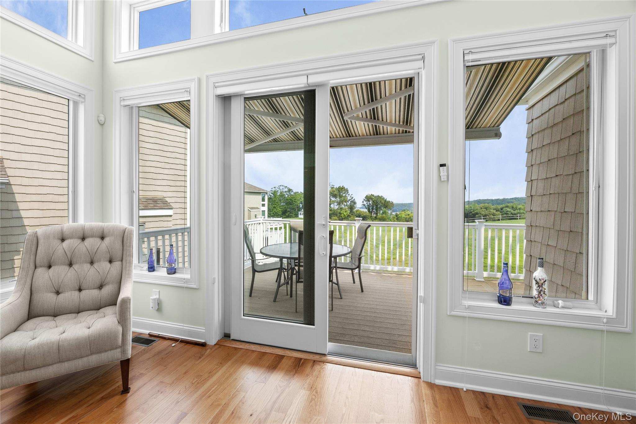 35 Theresa Lane Property Photo 11