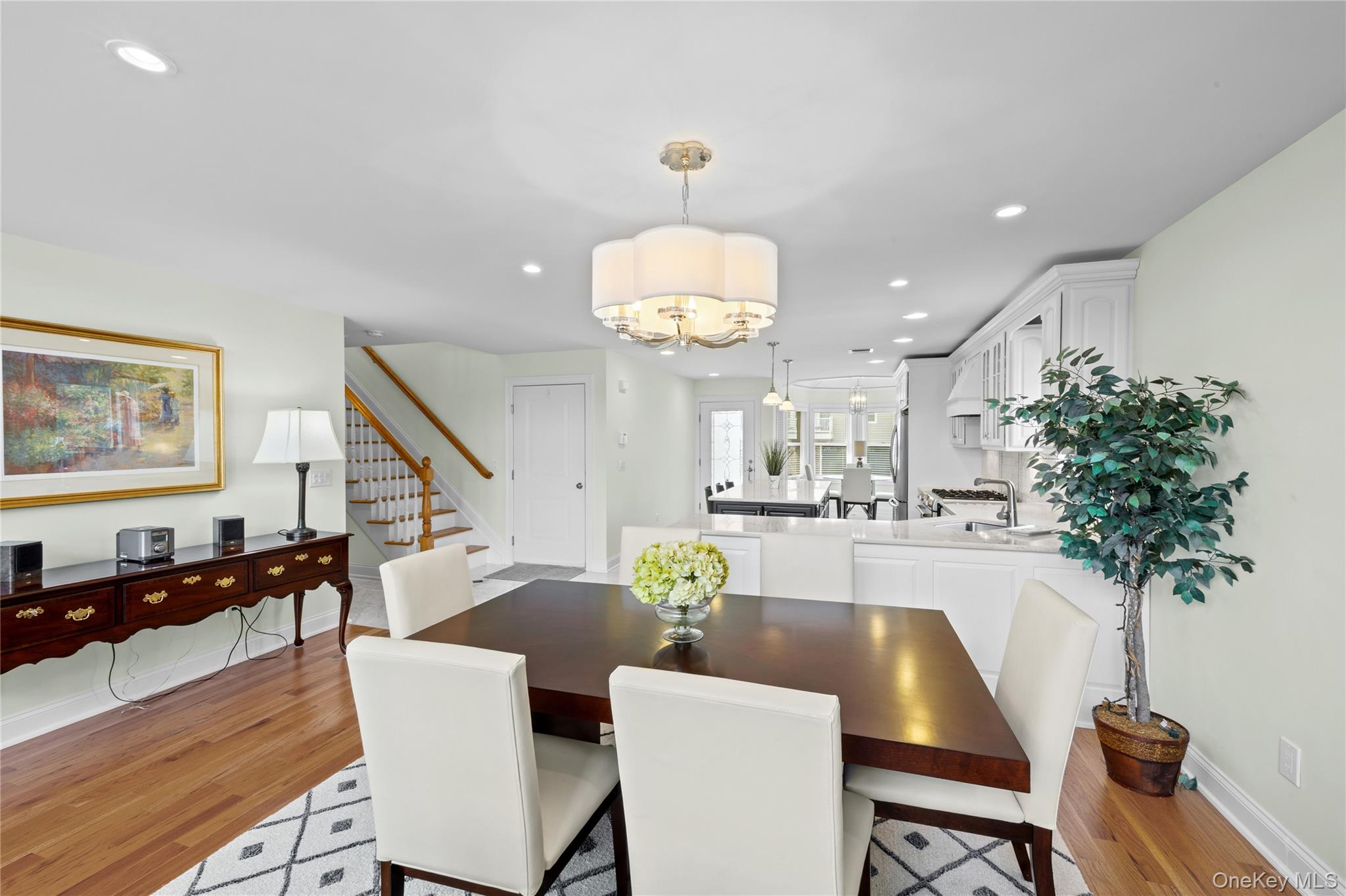 35 Theresa Lane Property Photo 13