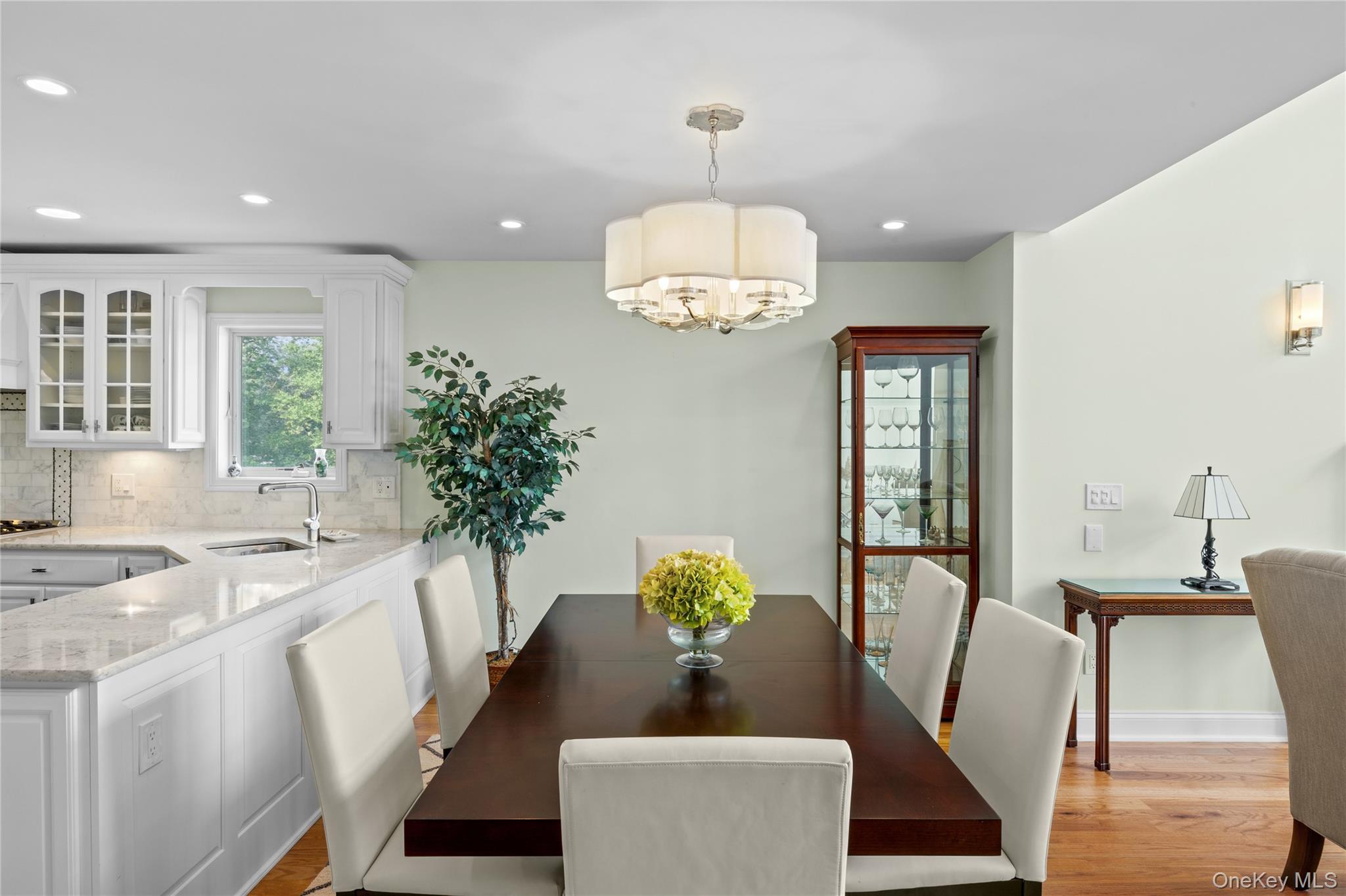 35 Theresa Lane Property Photo 14