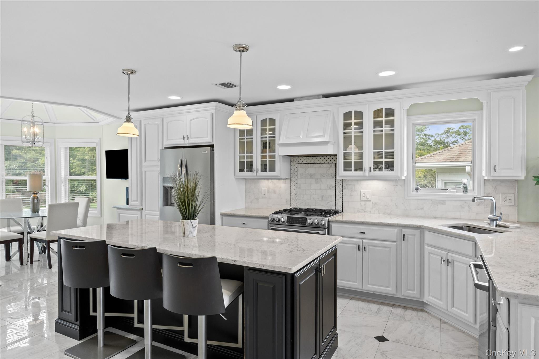 35 Theresa Lane Property Photo 15