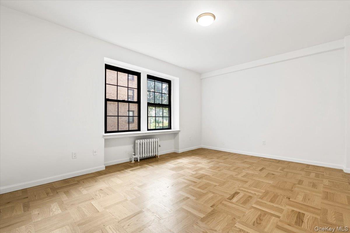 196 Garth 1f Property Photo 17