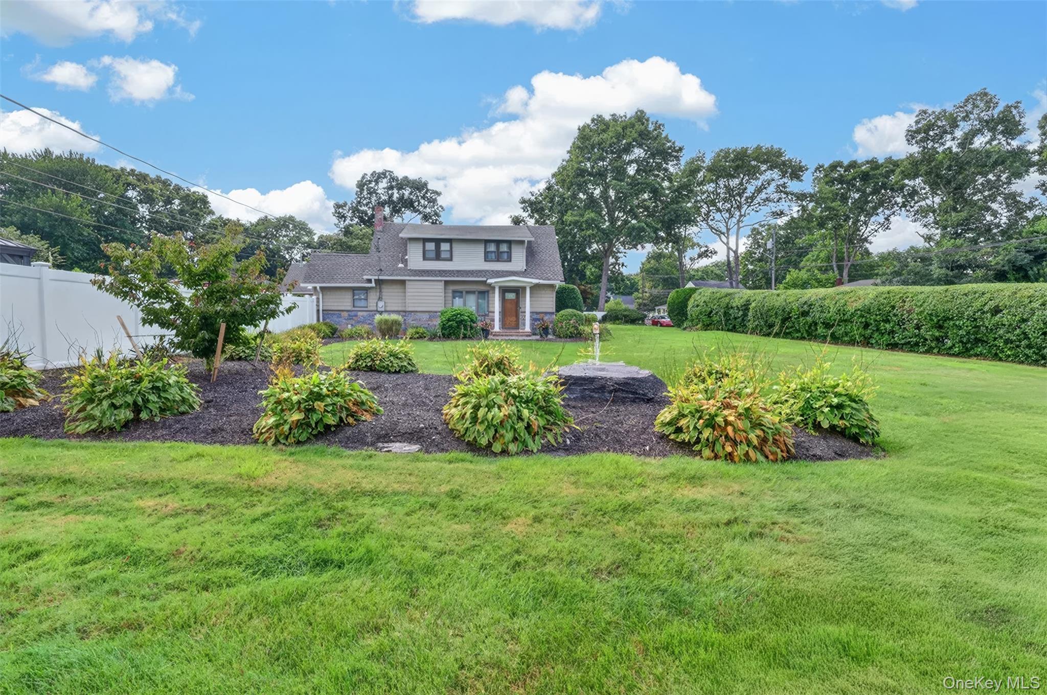 70 Lake Promenade Property Photo 5
