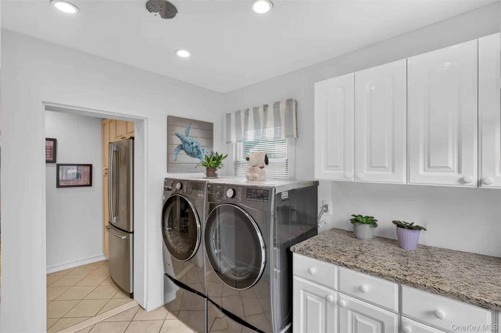 70 Lake Promenade Property Photo 11