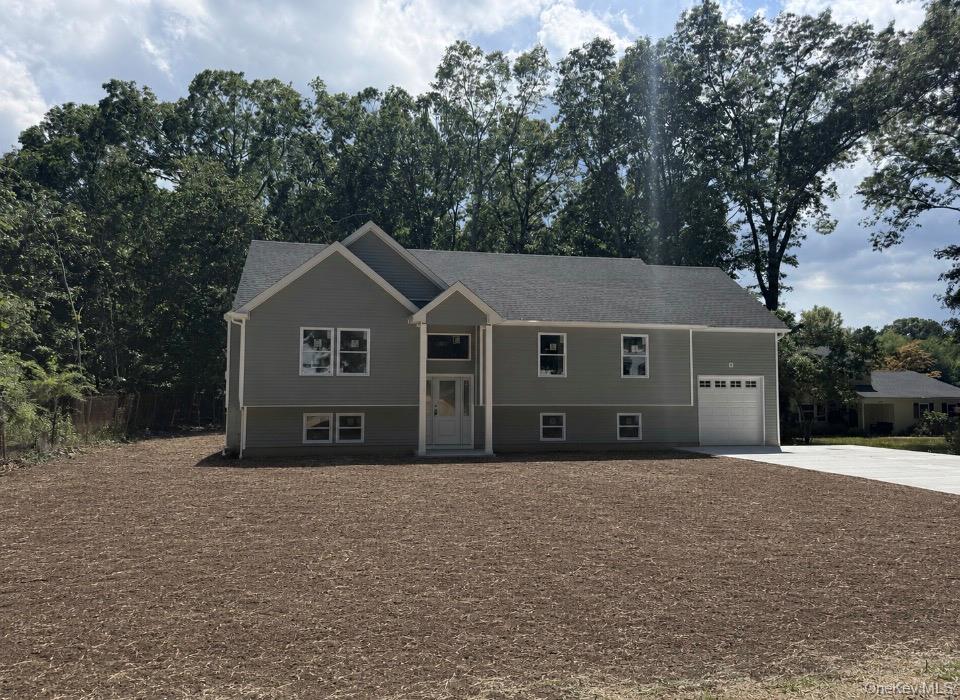 1063 William Floyd Parkway Property Photo 1
