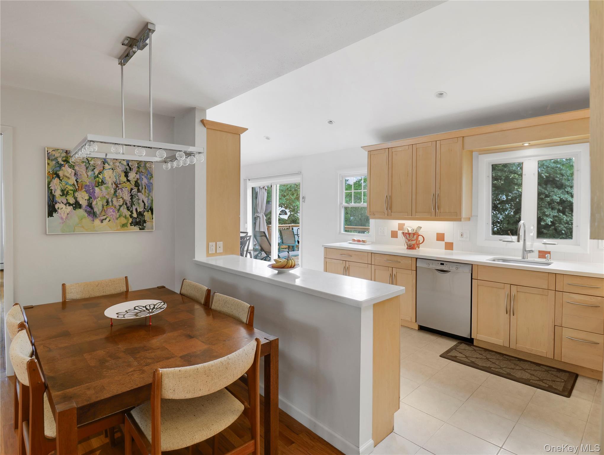 27 Eldor Avenue Property Photo 14