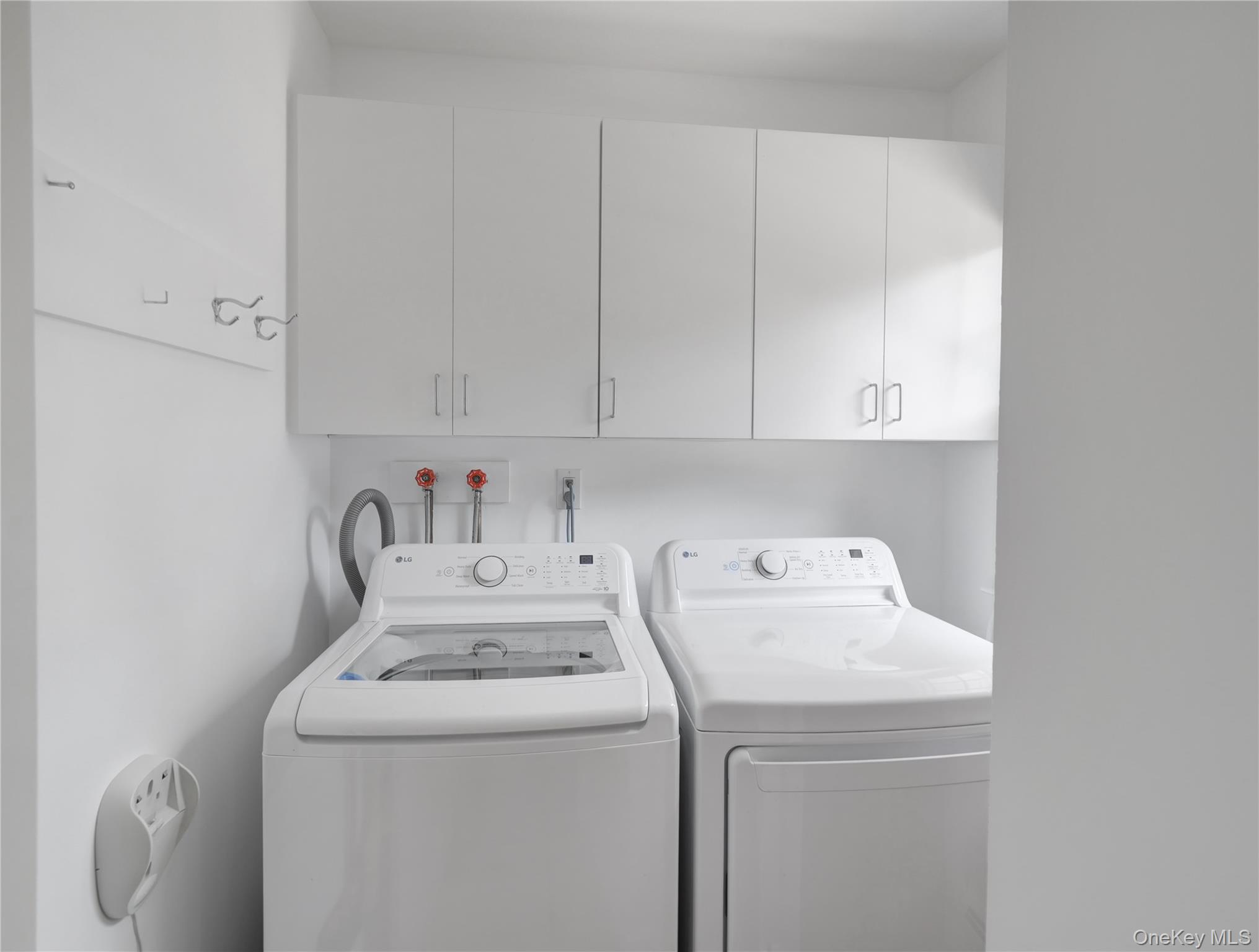 27 Eldor Avenue Property Photo 33