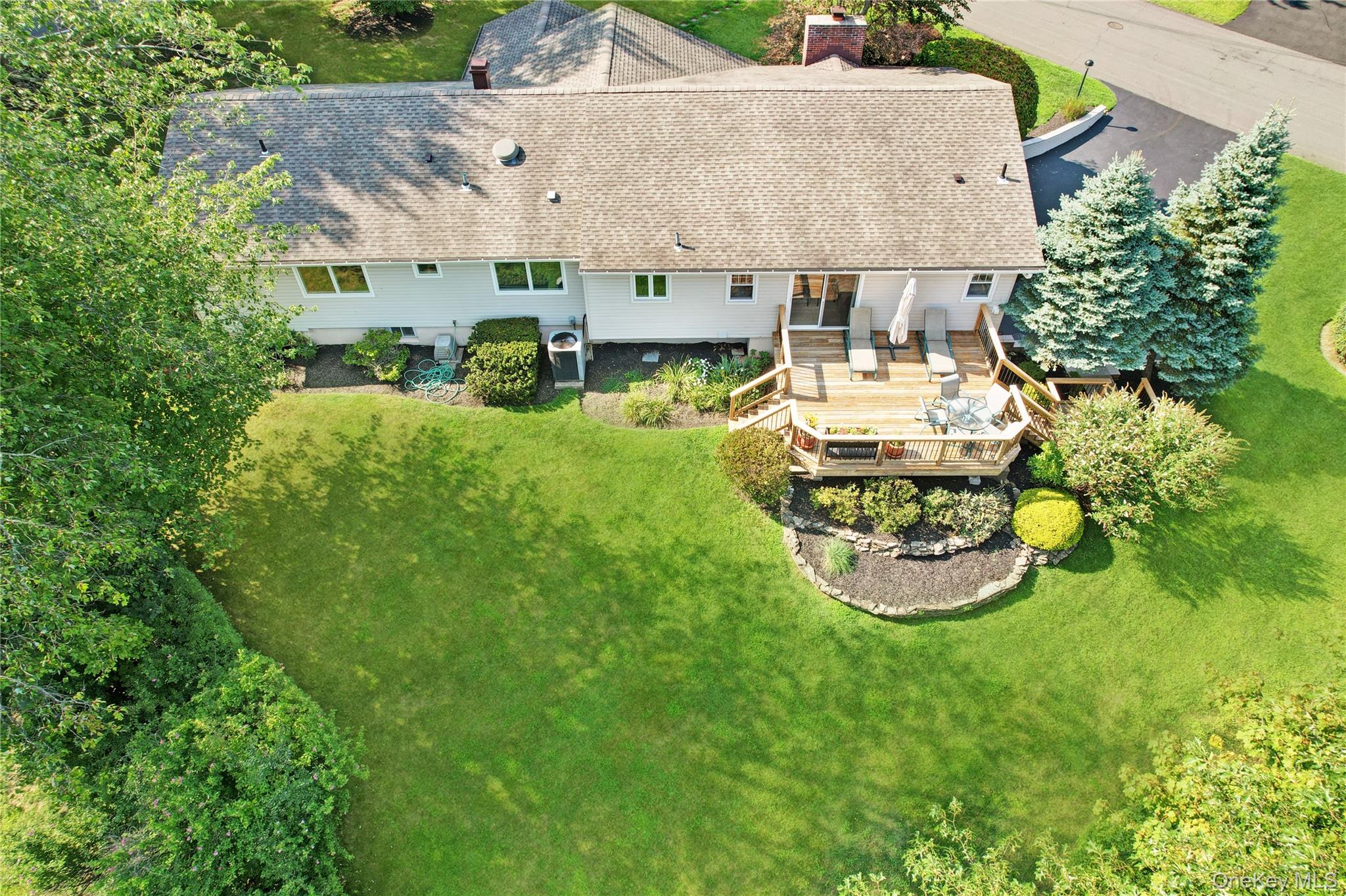 27 Eldor Avenue Property Photo 40