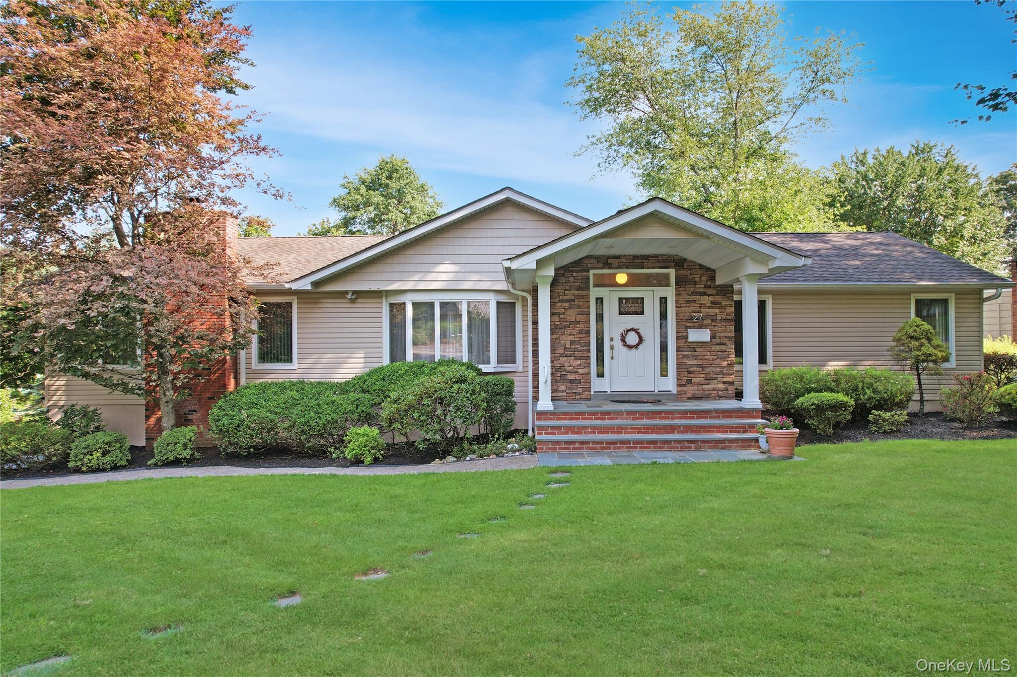 27 Eldor Avenue Property Photo 43