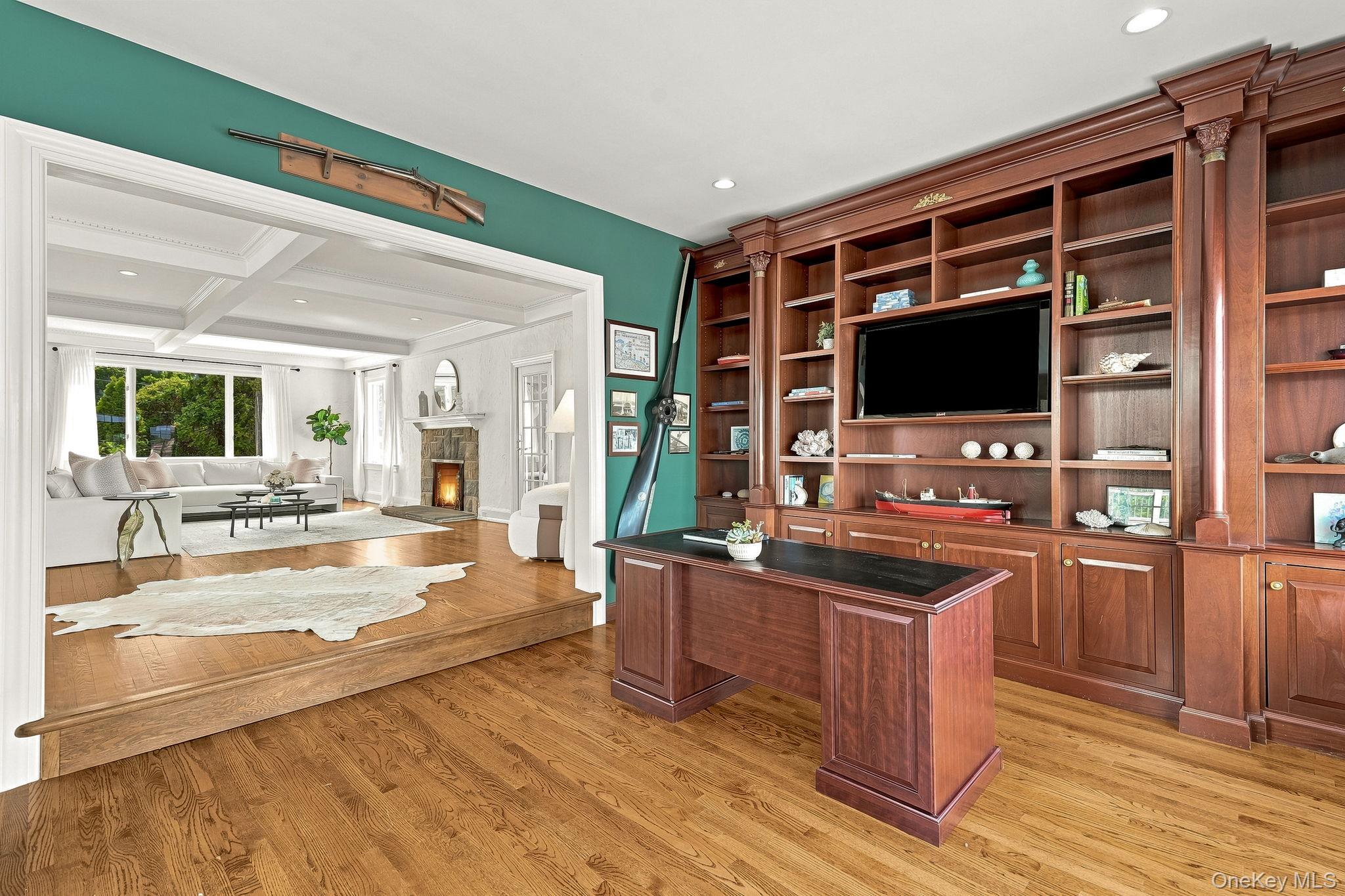522 The Parkway Property Photo 10