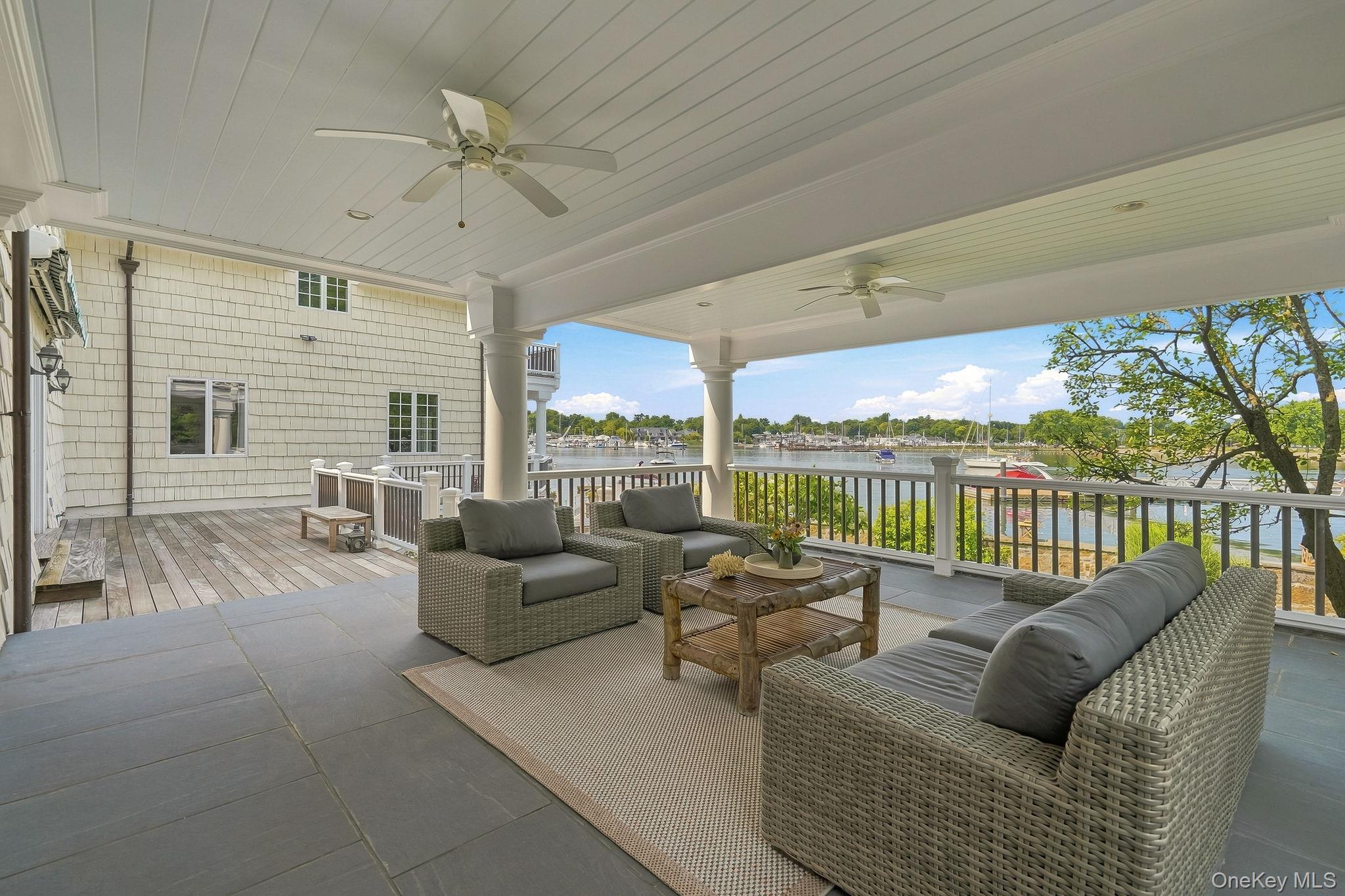 522 The Parkway Property Photo 17