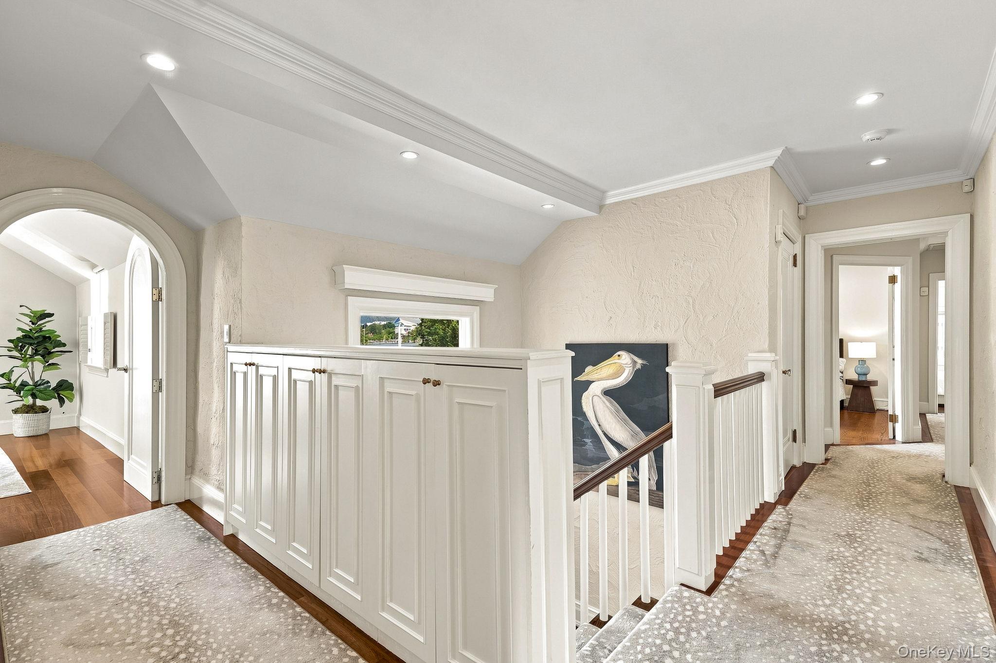 522 The Parkway Property Photo 19