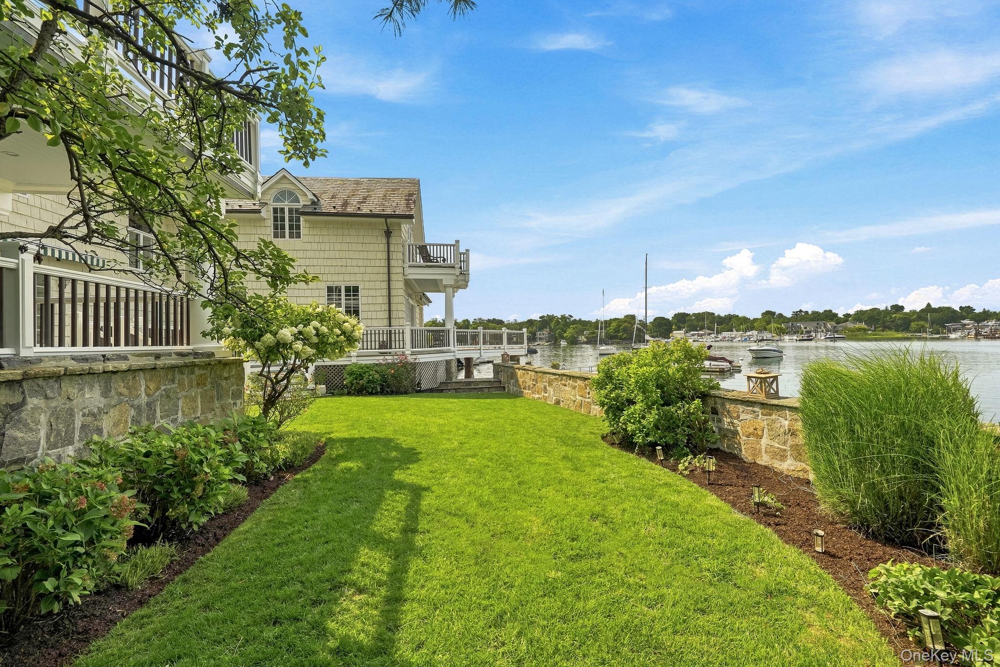 522 The Parkway Property Photo 32