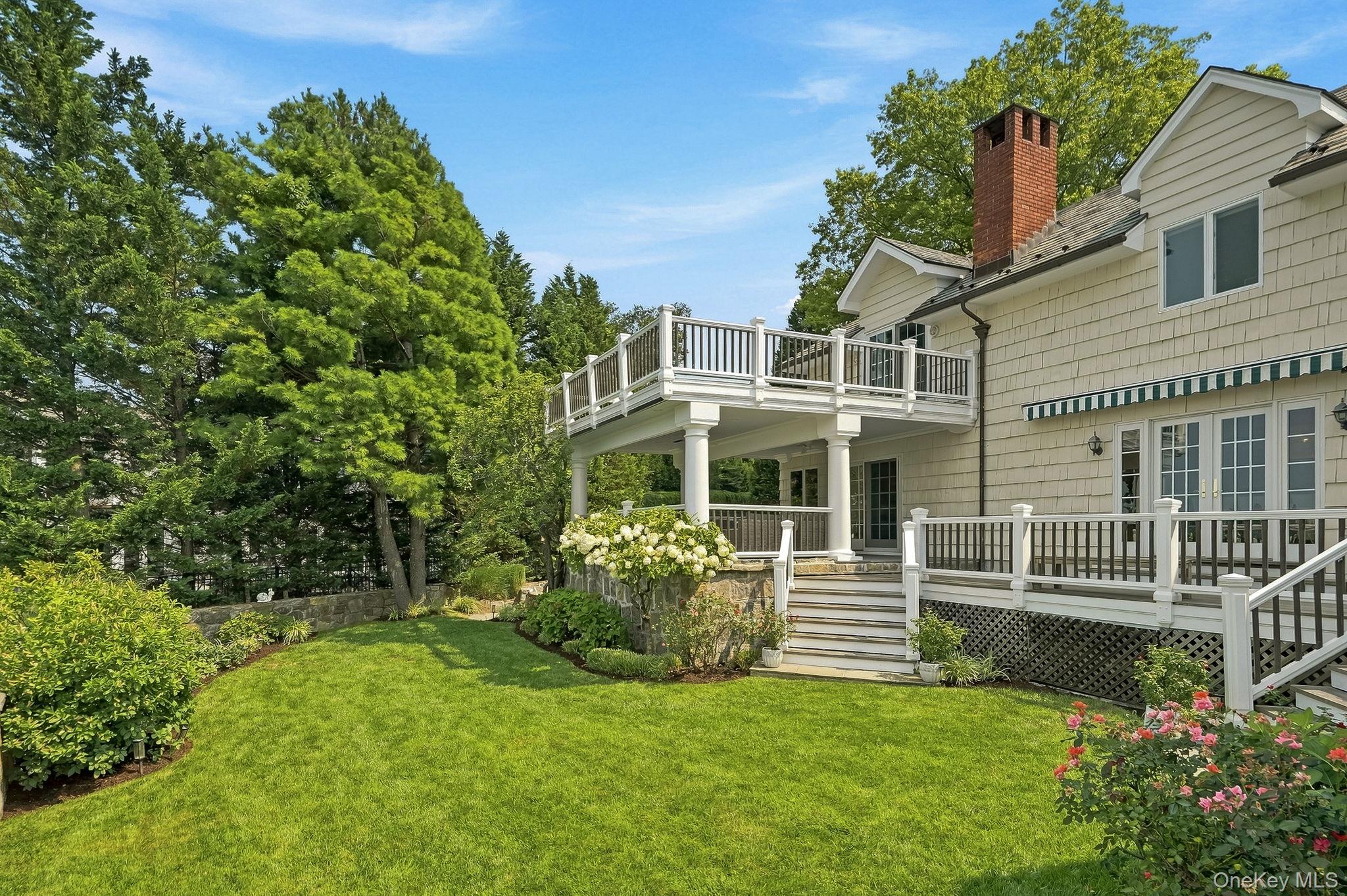 522 The Parkway Property Photo 34