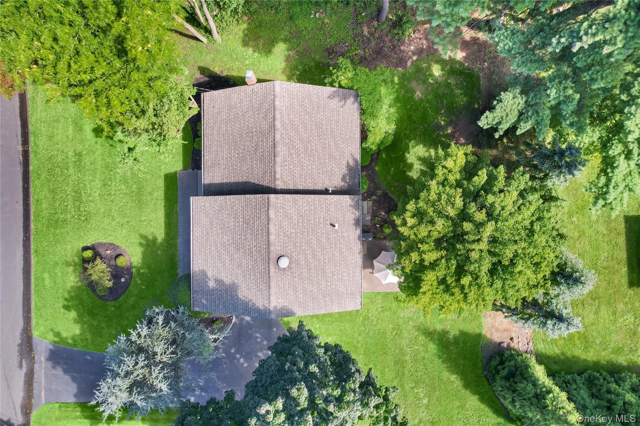 48 Eberling Drive Property Photo 3