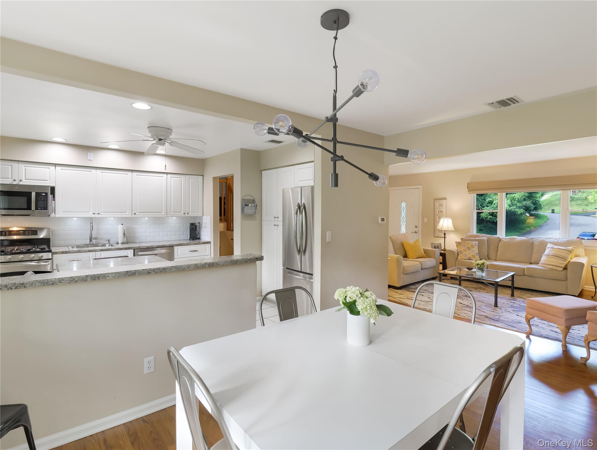 48 Eberling Drive Property Photo 14