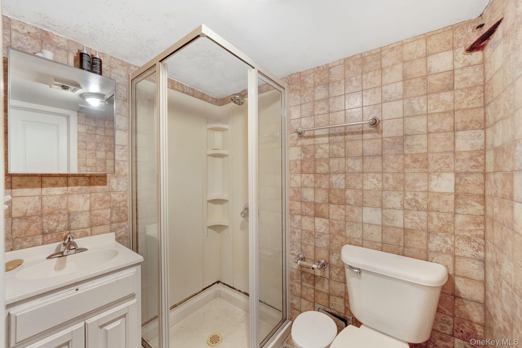 1646 E 36th Street Property Photo 23