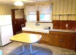 25 Howard Street Property Photo 13