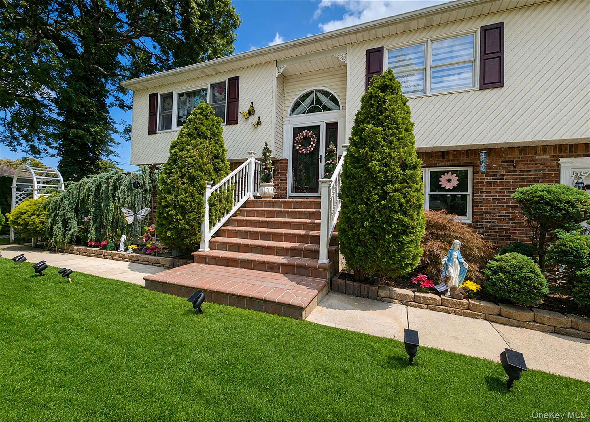5 Avenue B Property Photo 1