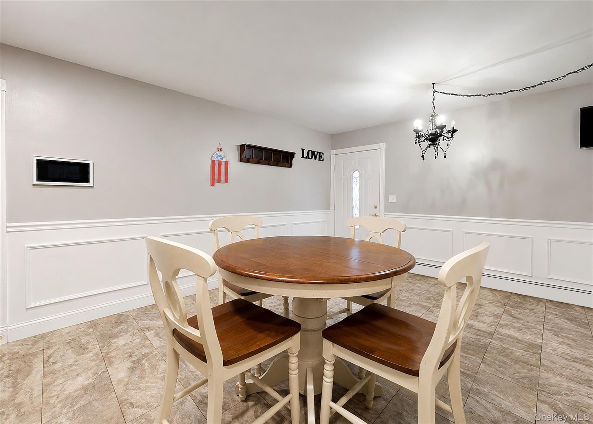 5 Avenue B Property Photo 10