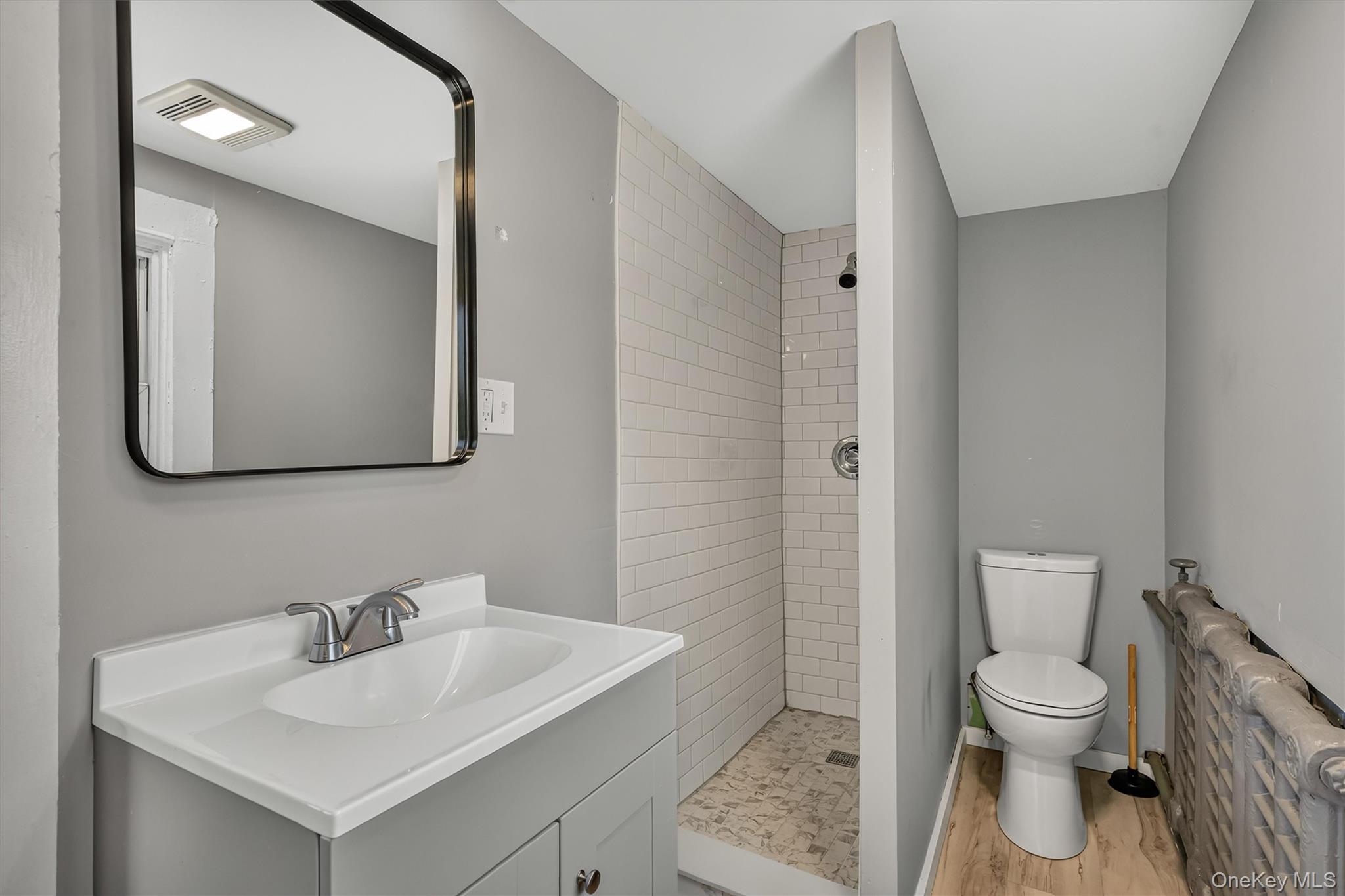 27 Elizabeth Street Property Photo 8
