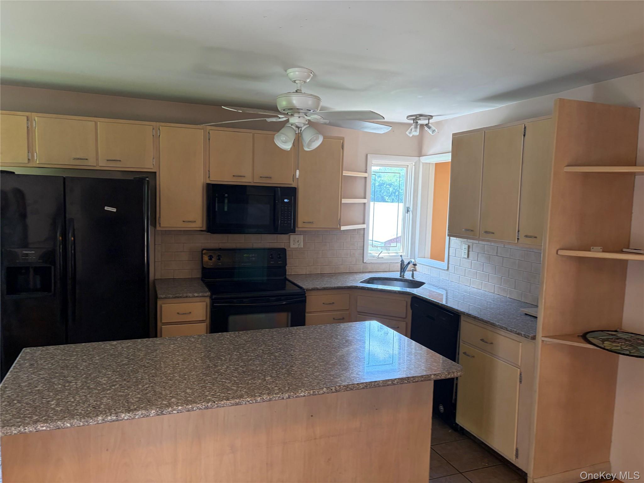 58 Lake Road Property Photo 2