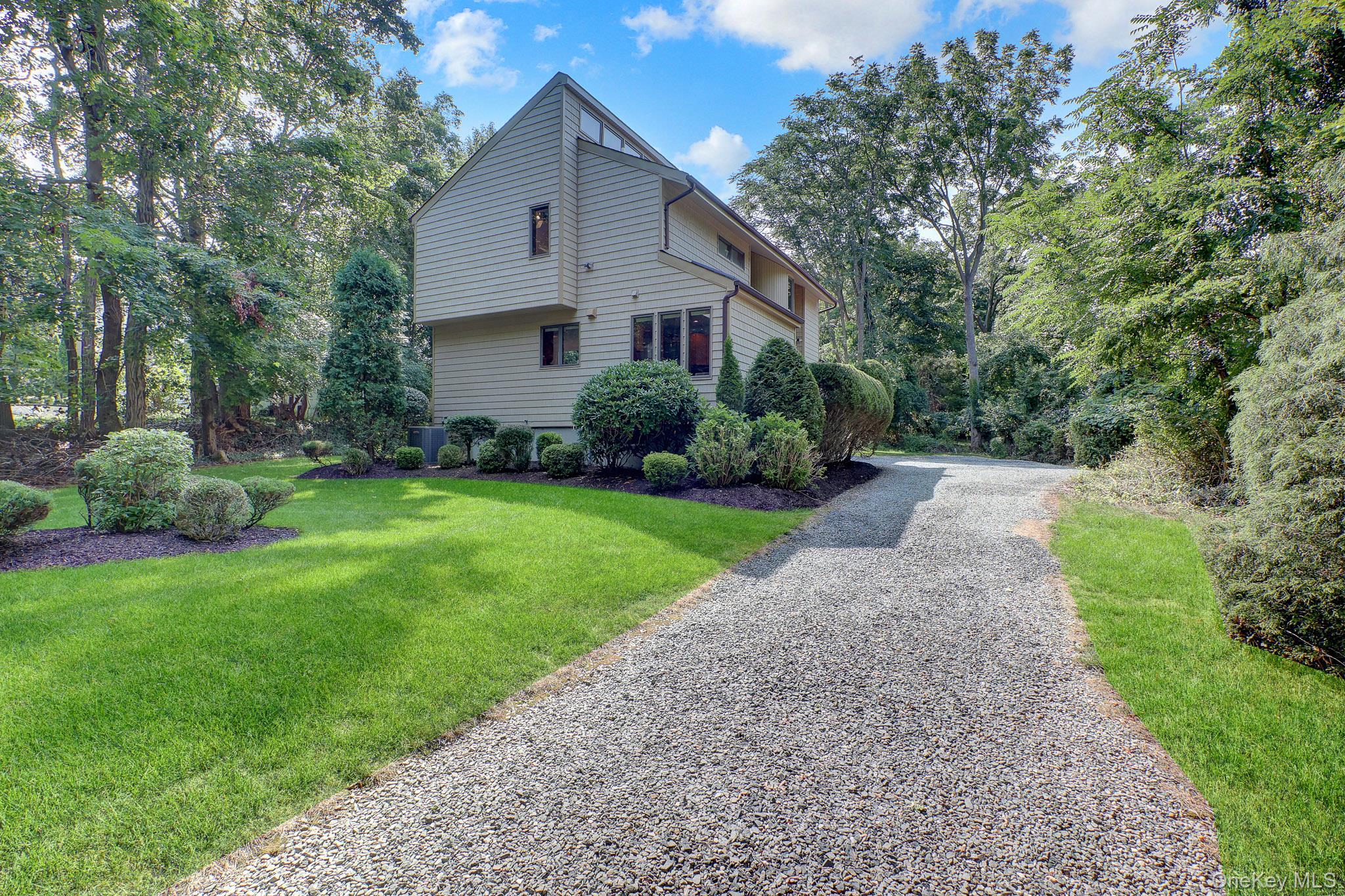 64 Fort Salonga Road Property Photo 3