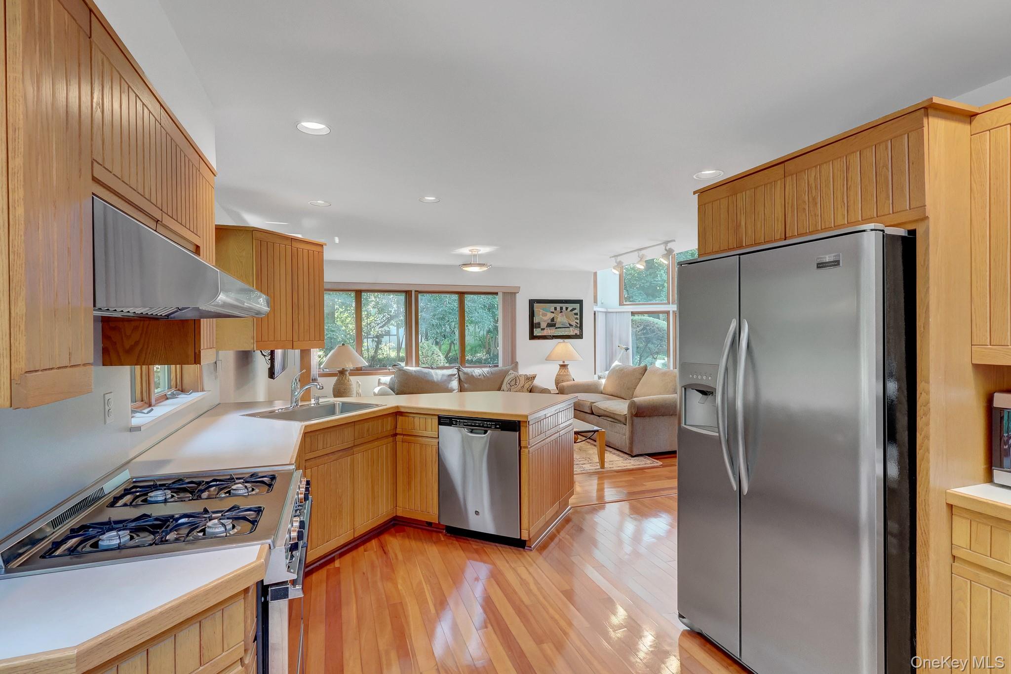 64 Fort Salonga Road Property Photo 12