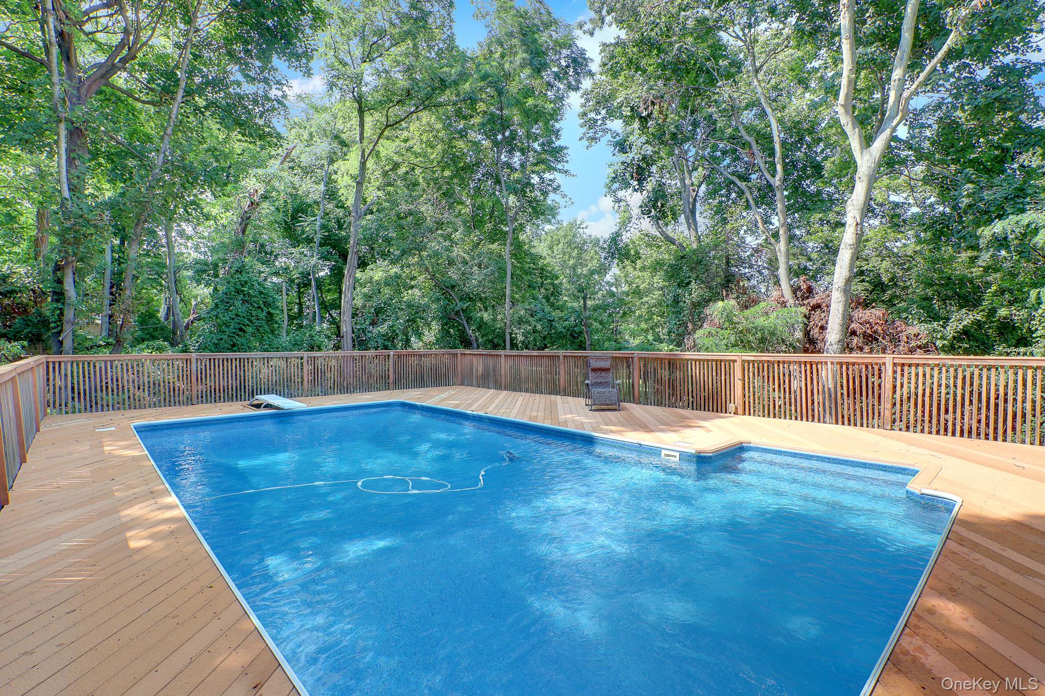 64 Fort Salonga Road Property Photo 26
