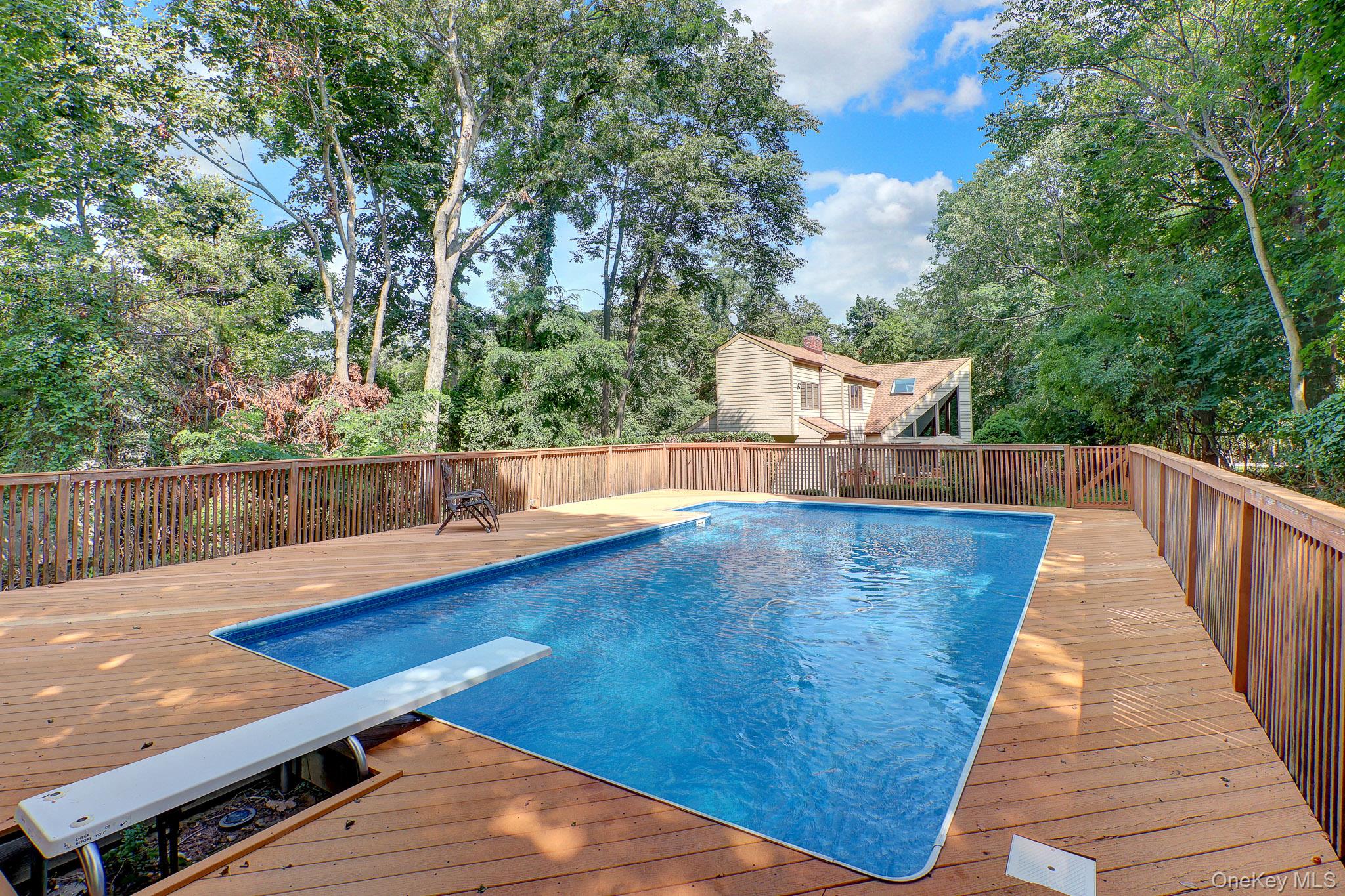 64 Fort Salonga Road Property Photo 27