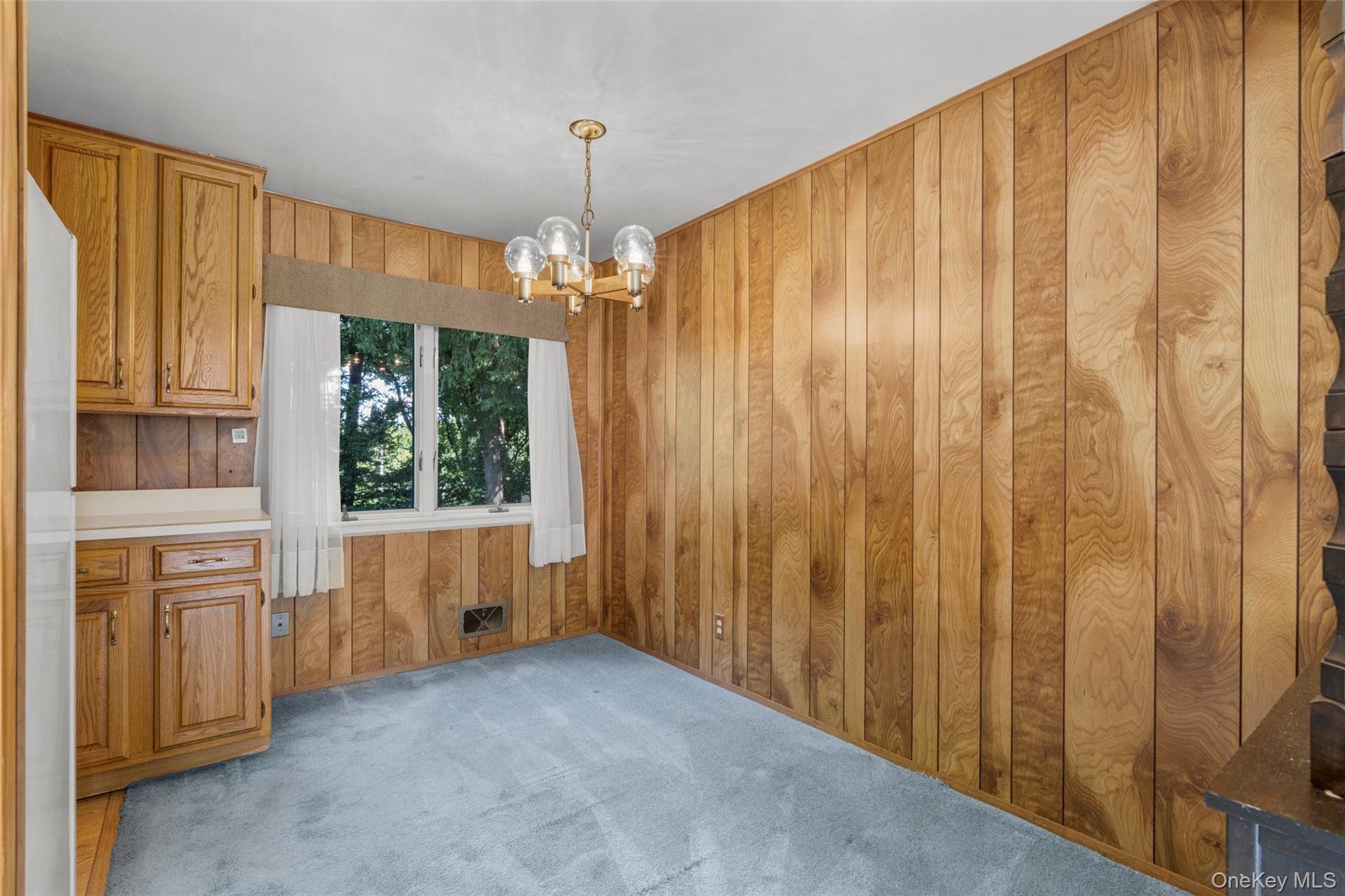 127 Rita Drive Property Photo 6