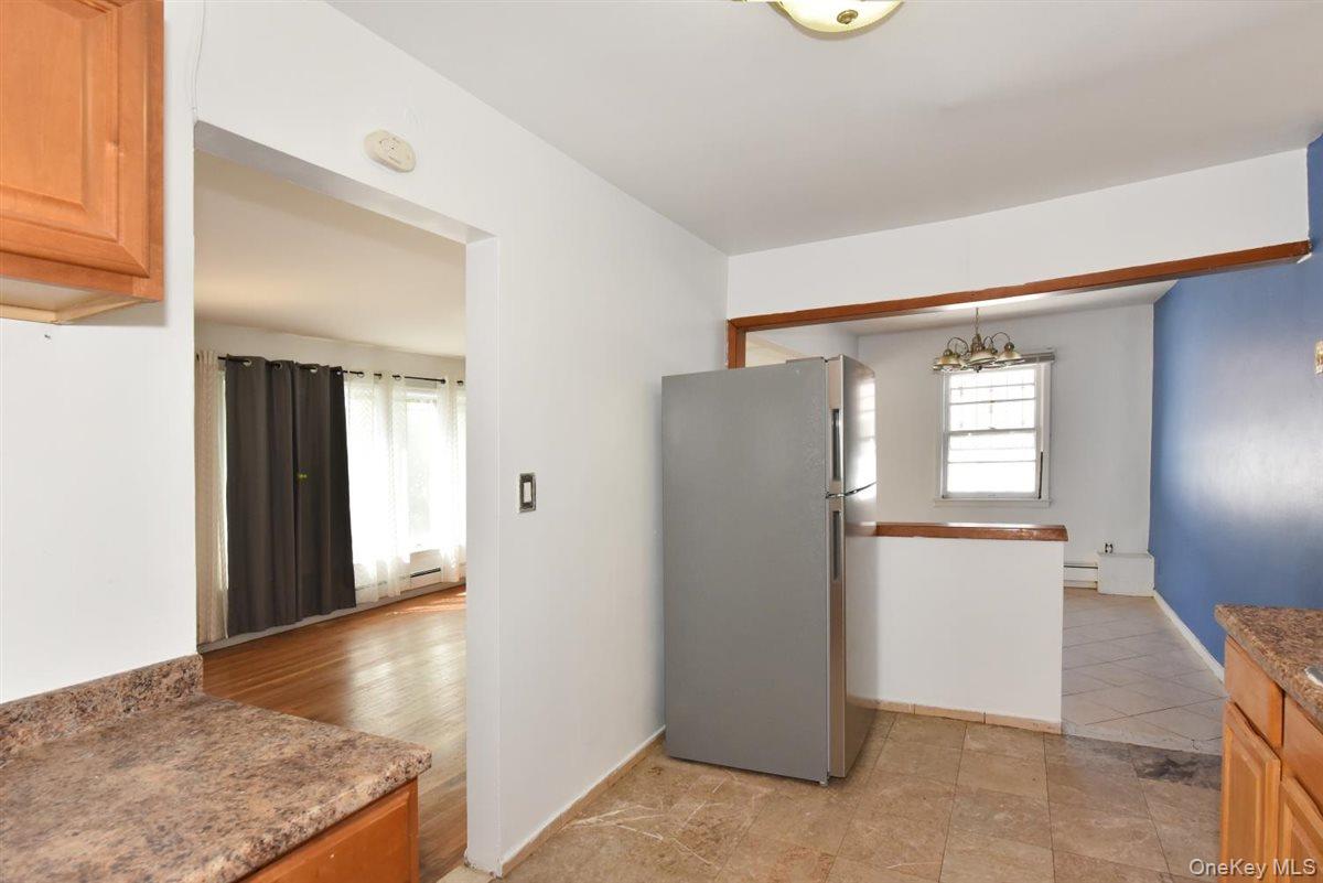 88-05 Winchester Boulevard Property Photo 8