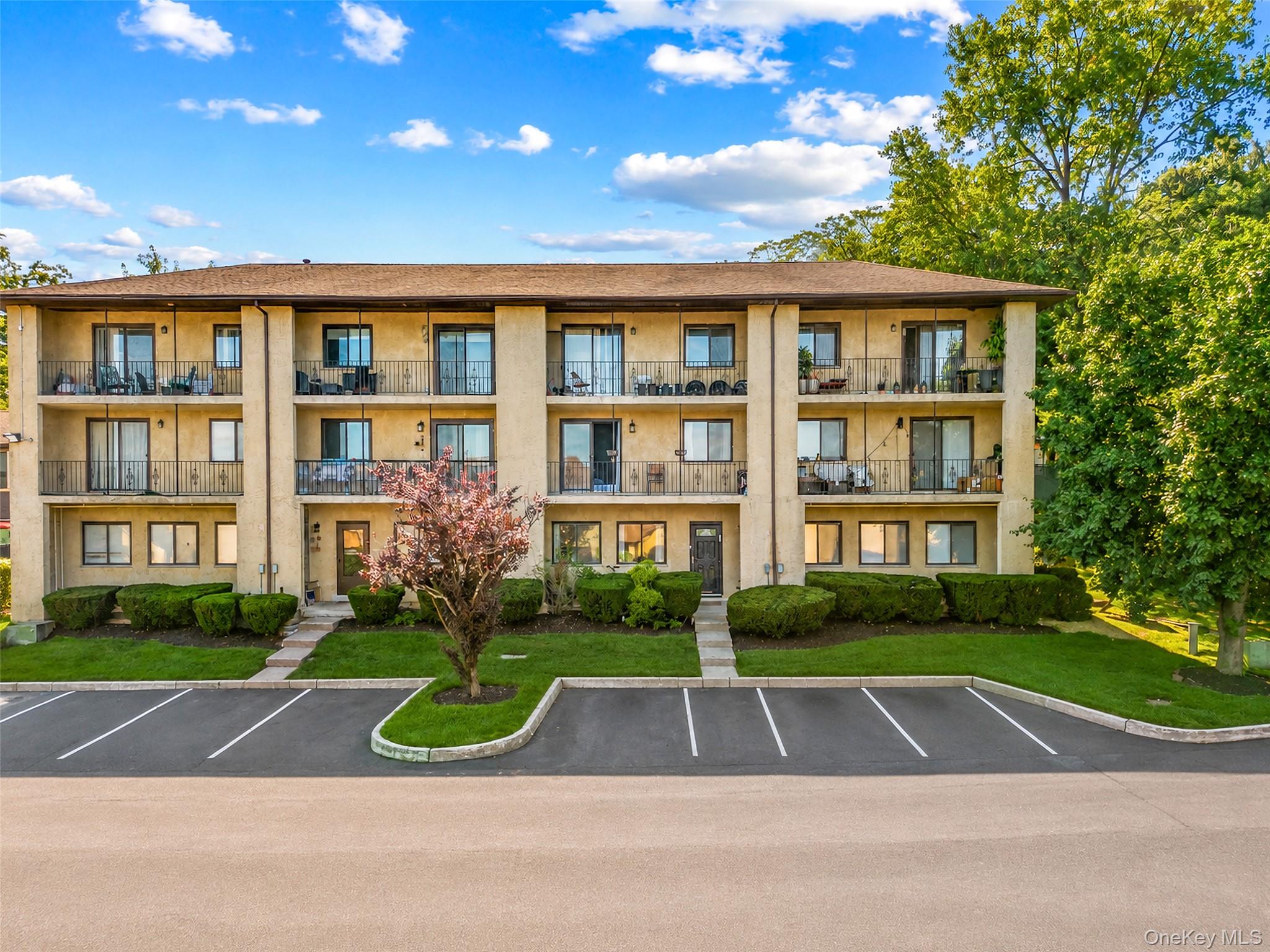 13 Omni Parc Drive Property Photo 2