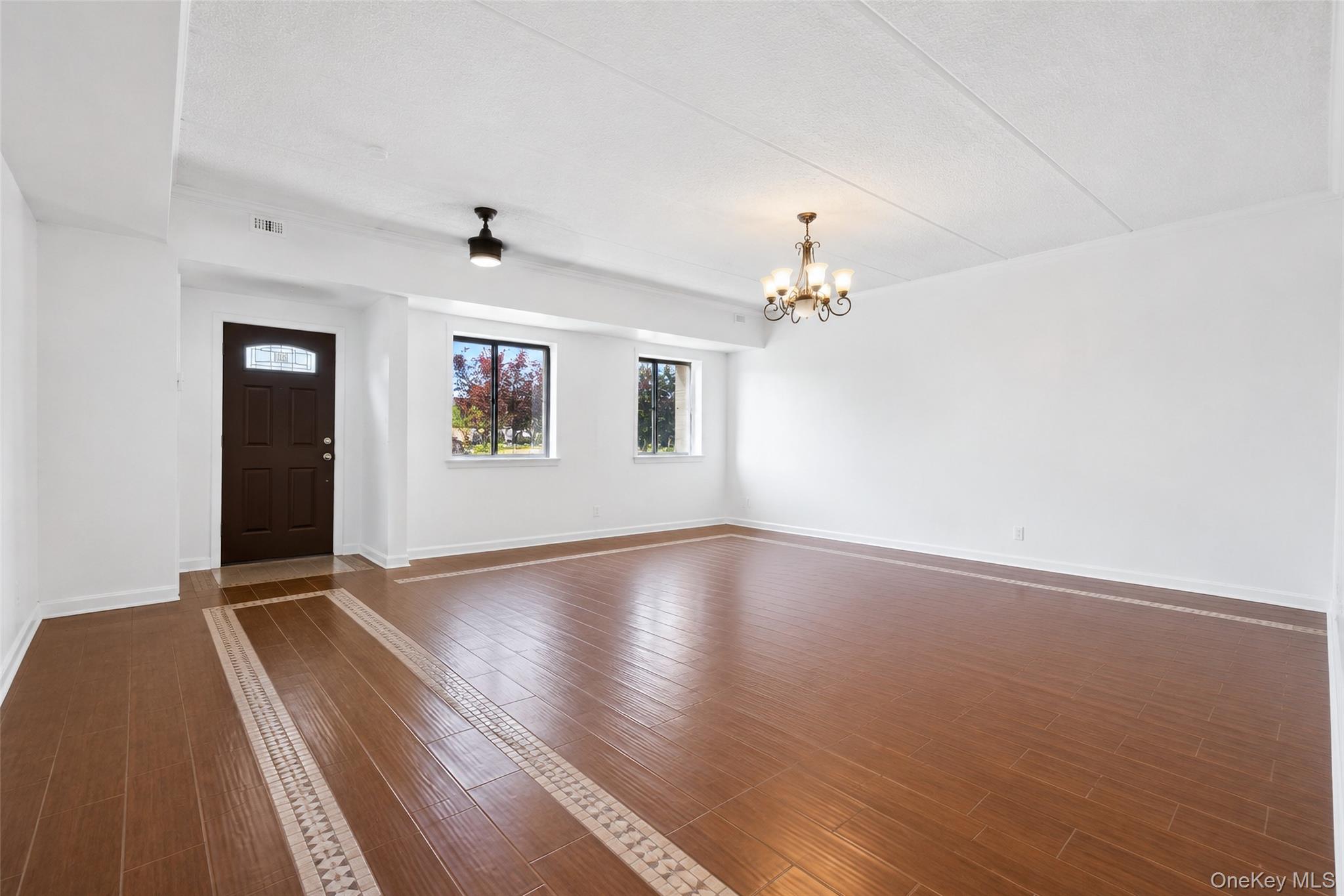 13 Omni Parc Drive Property Photo 7