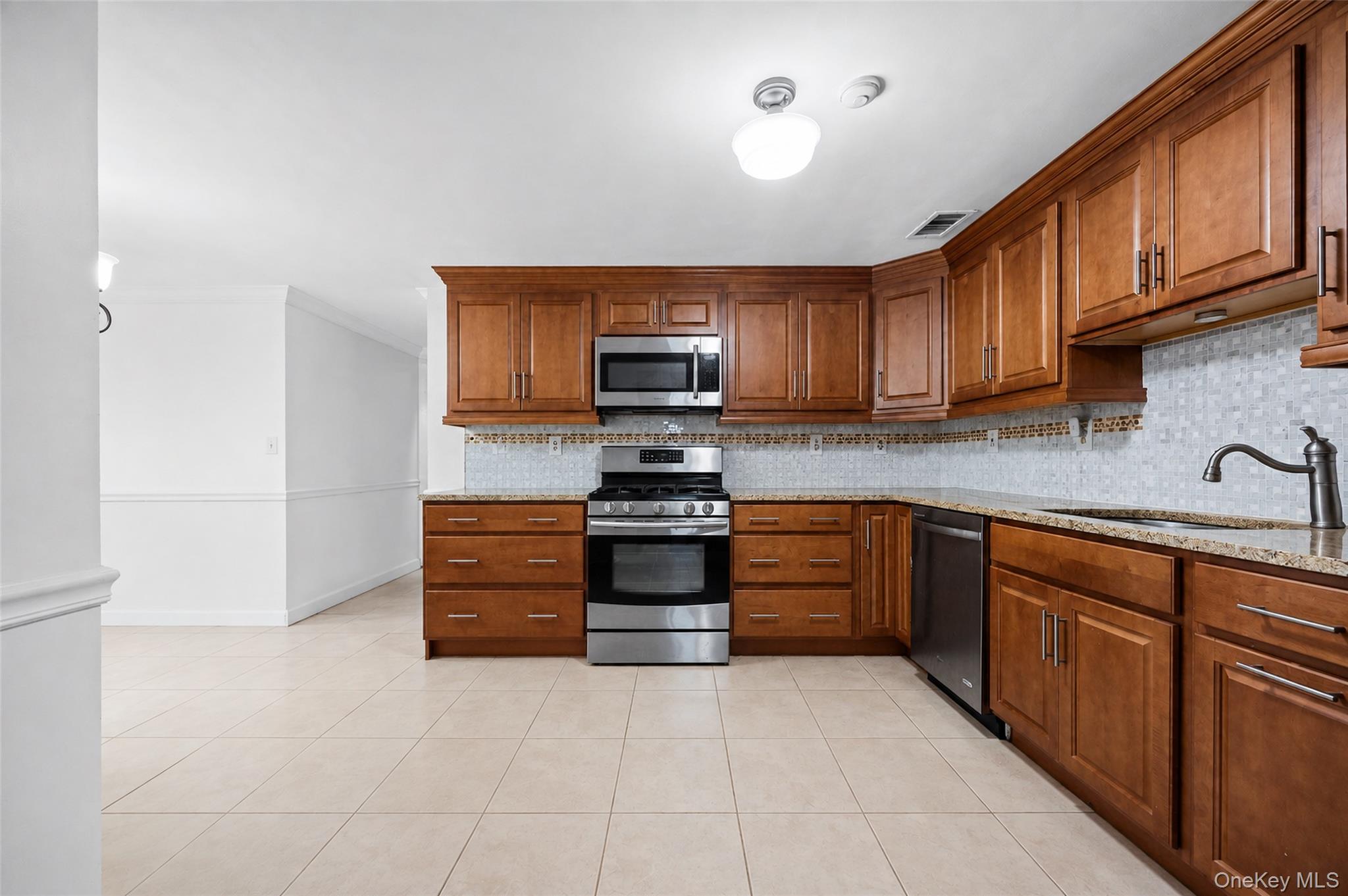 13 Omni Parc Drive Property Photo 9