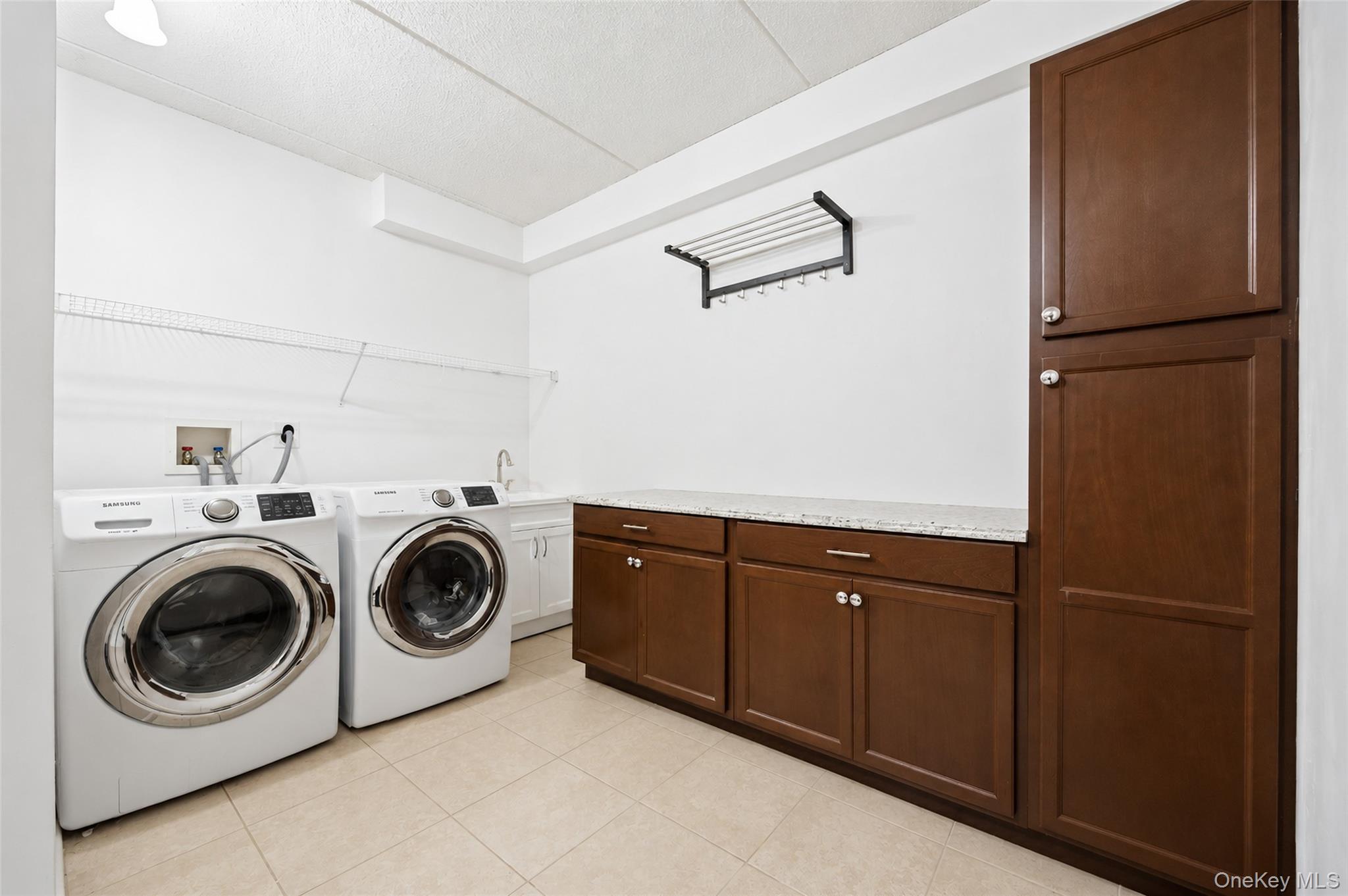 13 Omni Parc Drive Property Photo 12