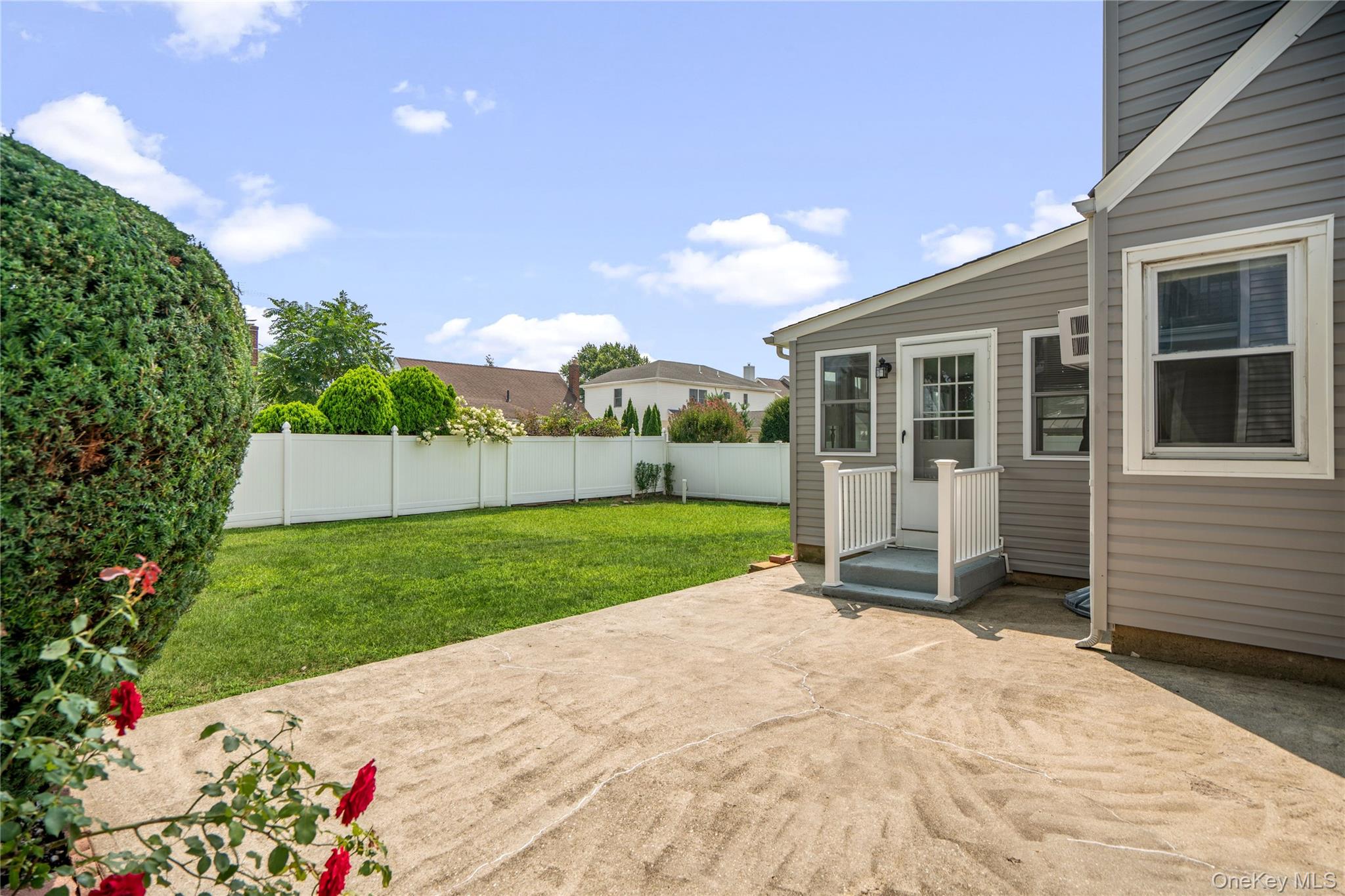 5 Mayfair Lane Property Photo 32