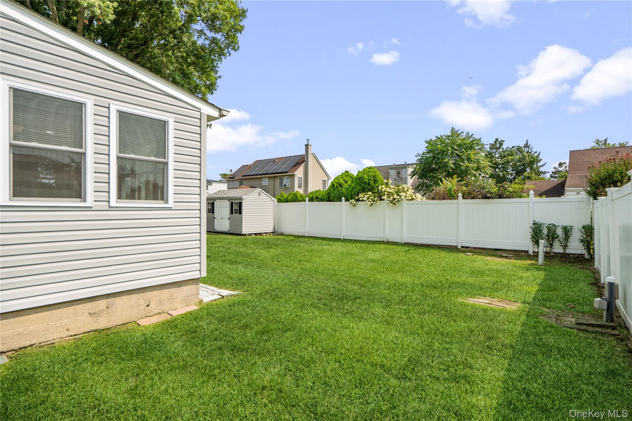 5 Mayfair Lane Property Photo 35